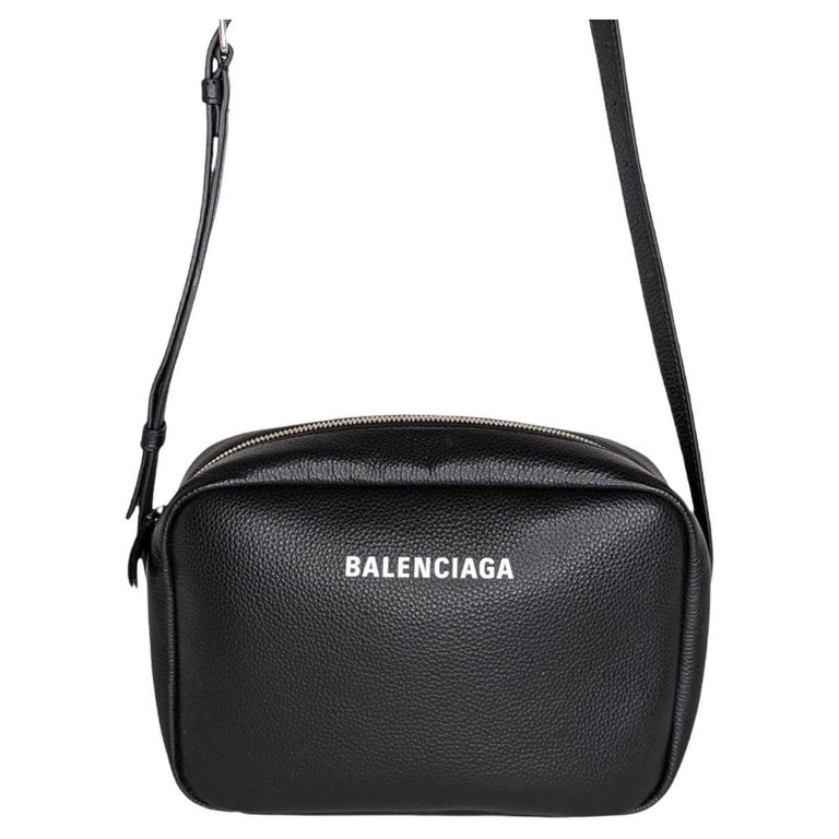 Balenciaga Medium Everyday Calfskin Camera Bag at 1stDibs | balenciaga  crisp bag, balenciaga camera bag, balenciaga origin