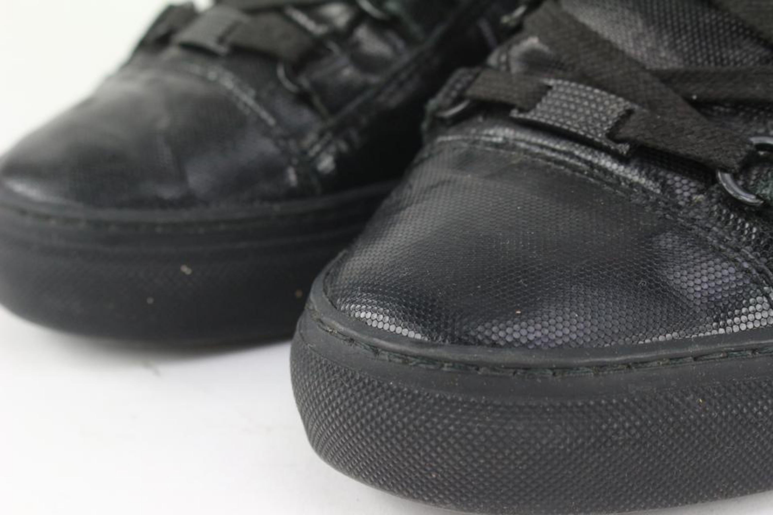 Balenciaga Men's 41 Black Arena Sneaker 126ba6 For Sale 1