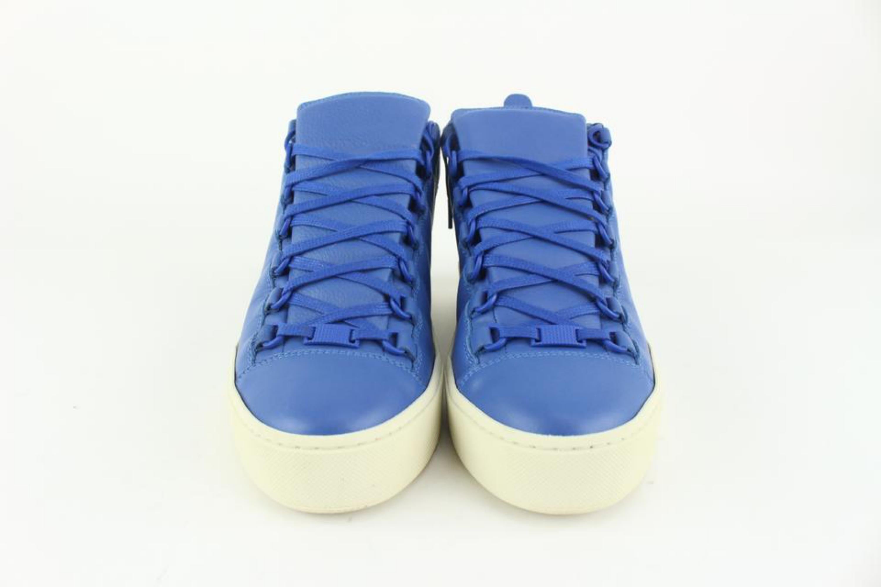 Balenciaga Men's Size 40 Electric Blue Arena Sneaker 129ba6 For Sale 2