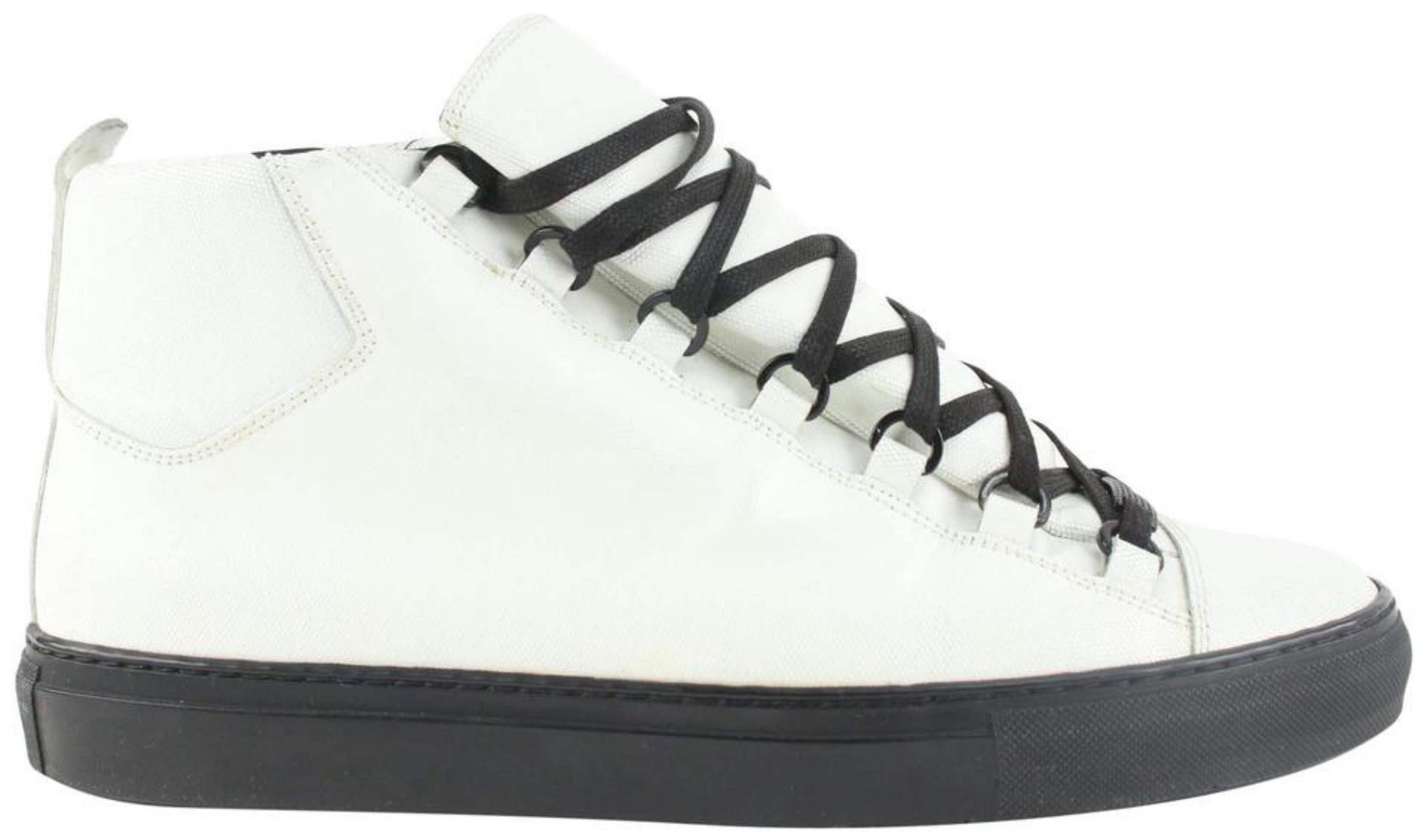 Balenciaga Men's Size 42 White x Black Arena Sneaker 3BA1221 For Sale 3