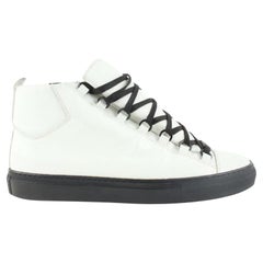 Balenciaga Men's Size 42 White x Black Arena Sneaker 3BA1221