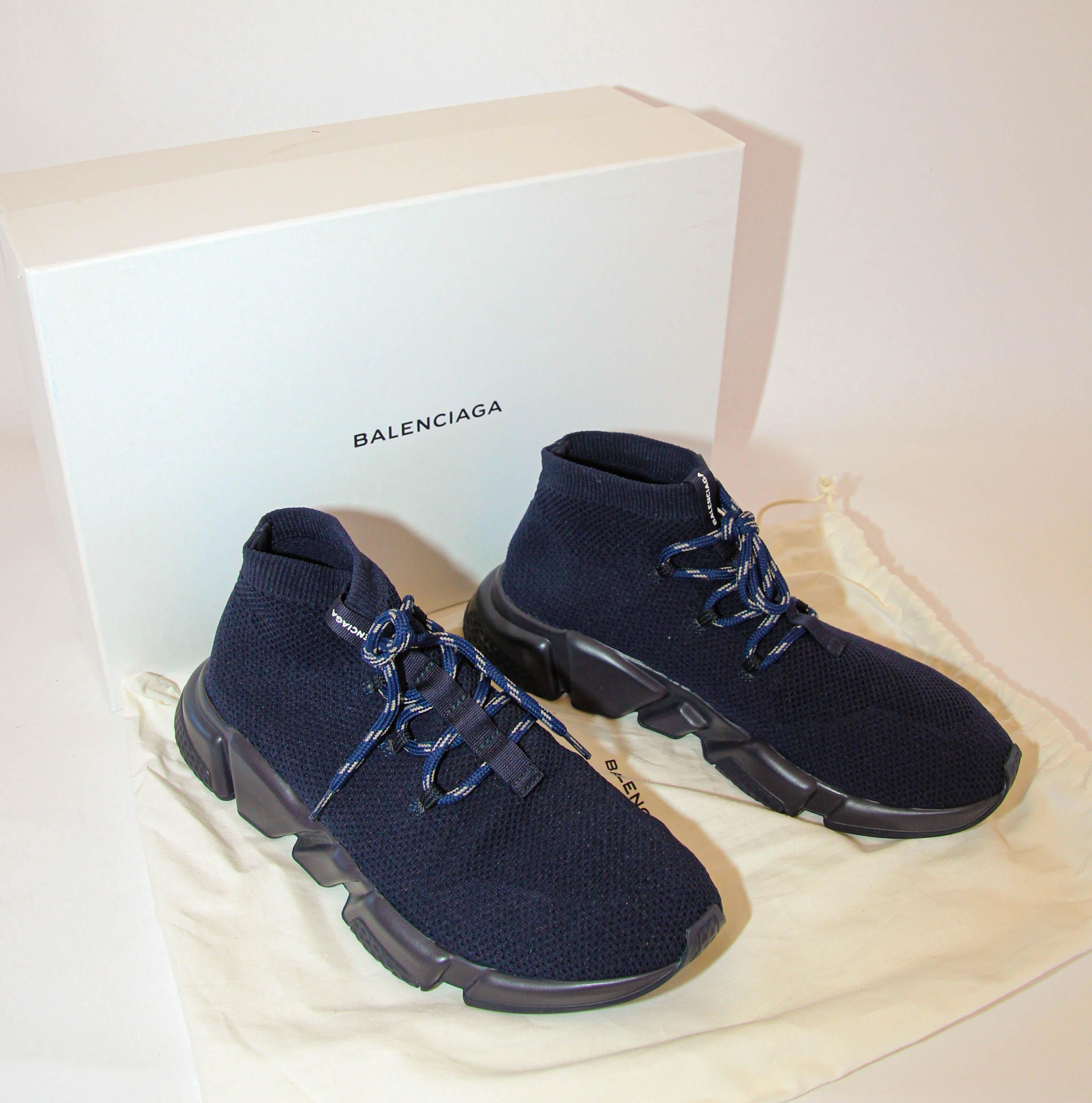 Completely unworn Balenciaga Speed Lace up men's sneakers in dark blue.
Balenciaga 100% Auth Men's Blue Navy Sock Sneakers w Laces new with tag and box Size 42 EU 8.5 US.
Balenciaga, Men, Balenciaga Shoes, Shoes
Balenciaga Men's Speed Mesh