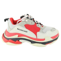 Used Balenciaga Men's US 9 or 42 Grey x Red Triple S Sneaker 18ba531s