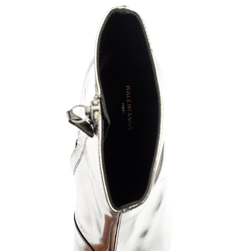 Women's Balenciaga Metallic Silver Patent Leather Ankle Boots Size 37 For Sale