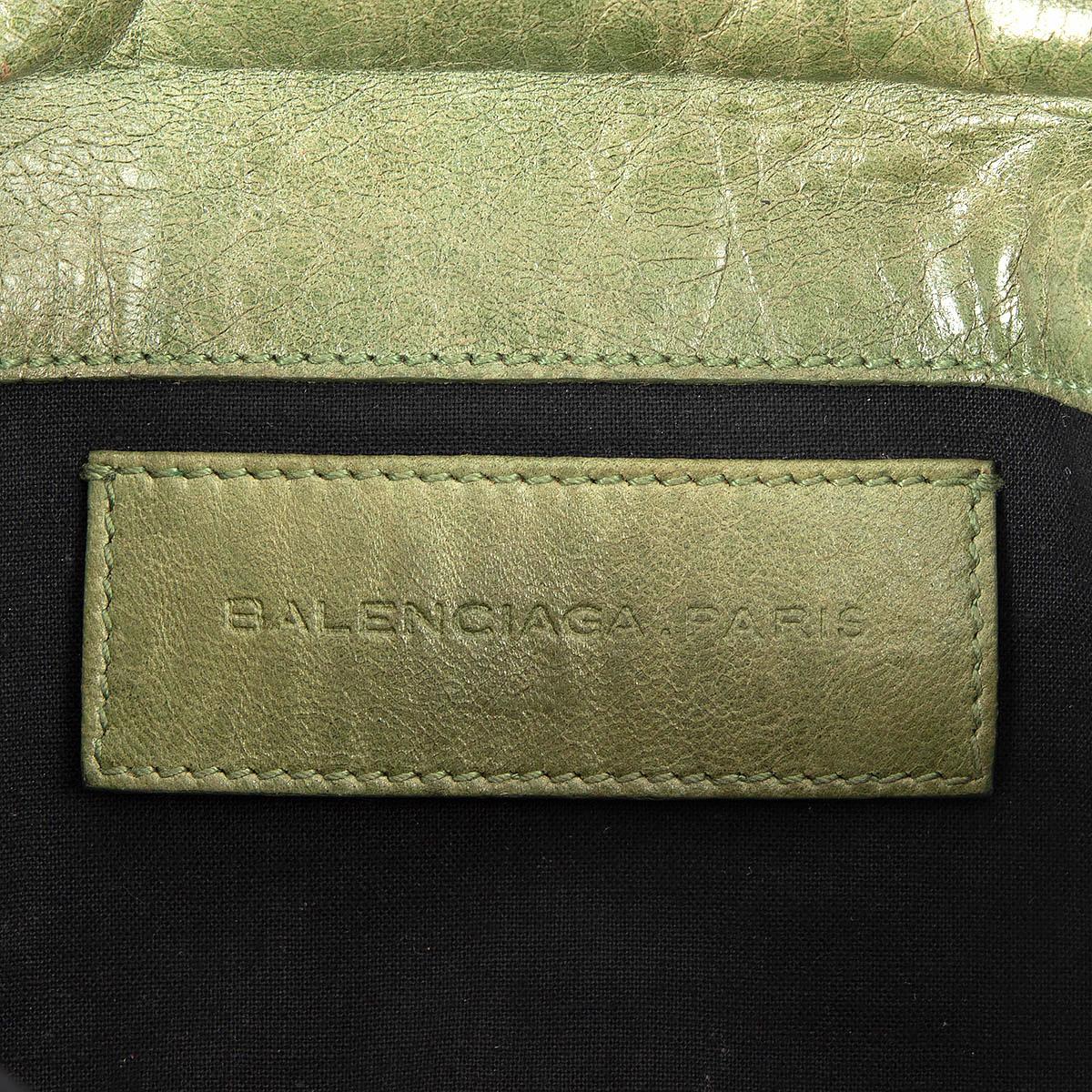 BALENCIAGA Militaire green distressed leather MOTOCROSS GIANT Clutch Bag 4