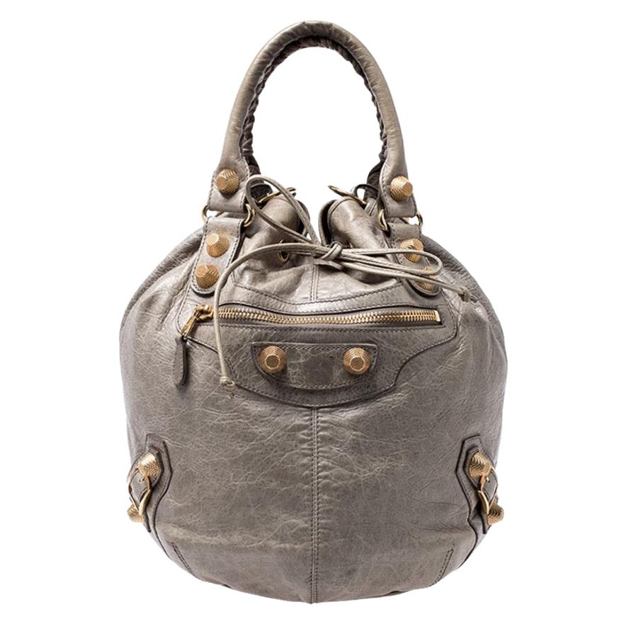 balenciaga pompon price