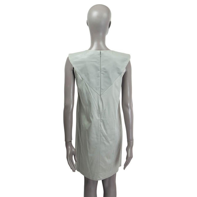 BALENCIAGA mint green cotton and LEATHER Shift Dress 40 M at 1stDibs | mint green shift dress, balenciaga paris tag, green balenciaga dress BALENCIAGA mint green cotton and LEATHER Shift Dress 40 M at 1stDibs | mint green shift dress, balenciaga paris tag, green balenciaga dress