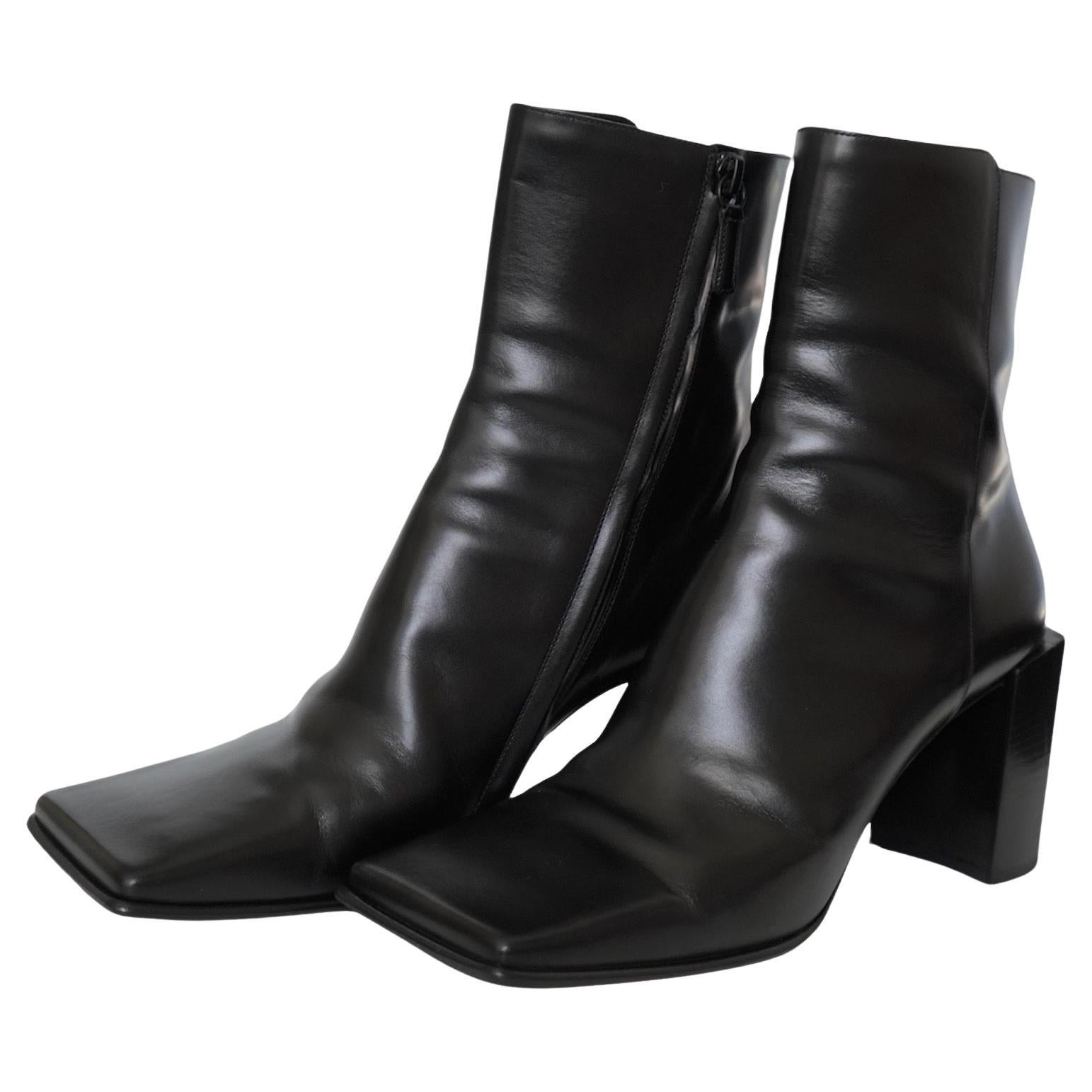 Balenciaga Moon Square Toe Leather Boots sz 40 For Sale