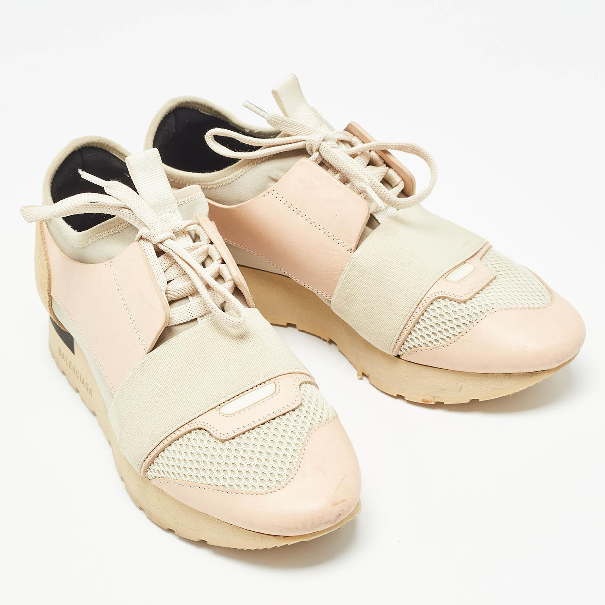 Baskets de course Balenciaga en maille et cuir multicolore, taille 36 État moyen - En vente à Dubai, Al Qouz 2