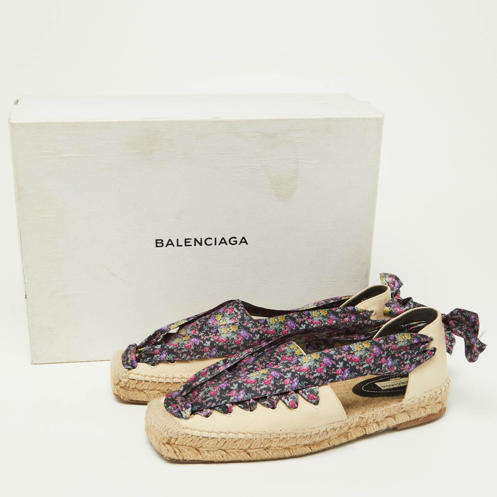 Balenciaga Multicolor Canvas and Floral Print Lace Up Flat Sandals Size 36 For Sale 4