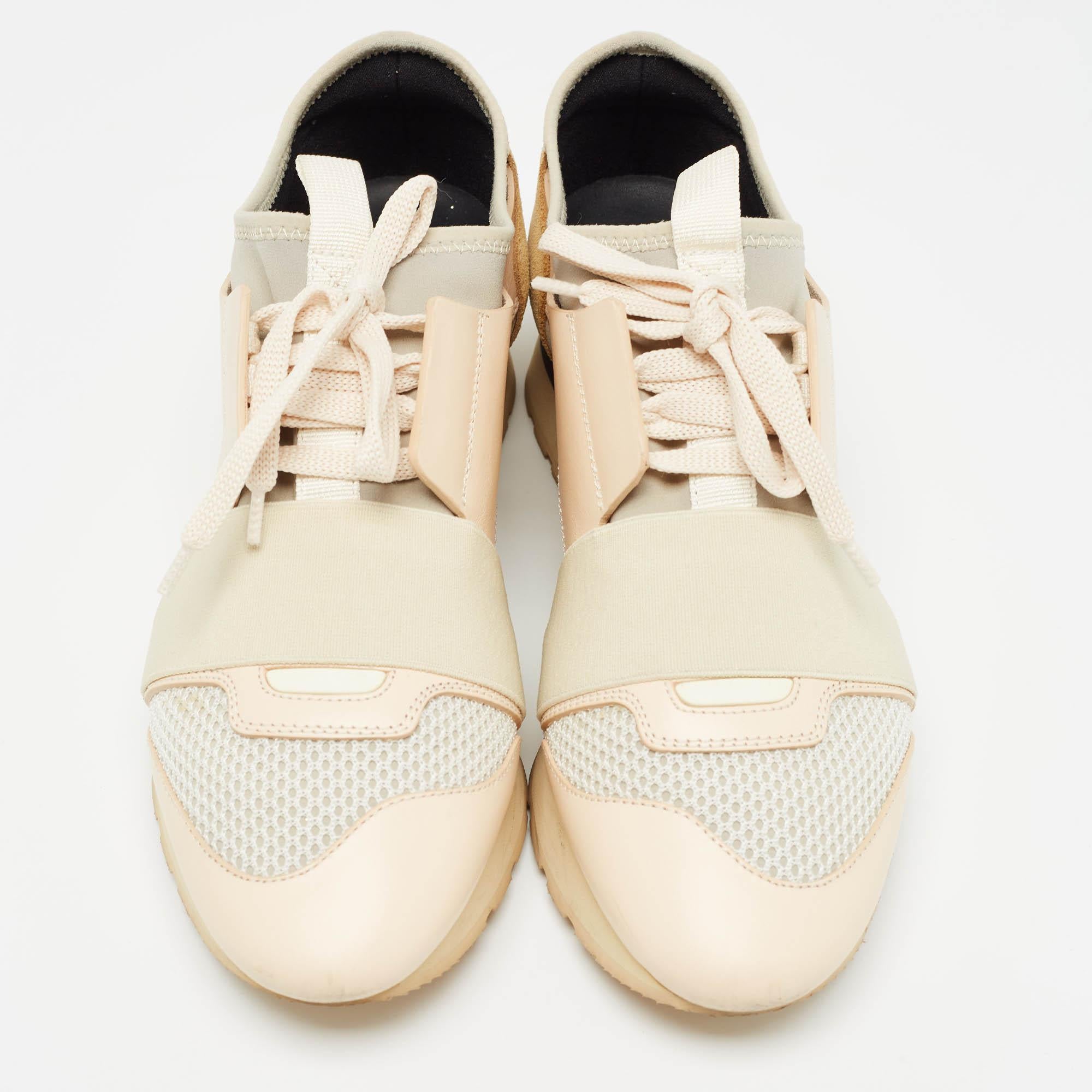 Beige Baskets de course Balenciaga en cuir et tissu multicolore taille 37 en vente
