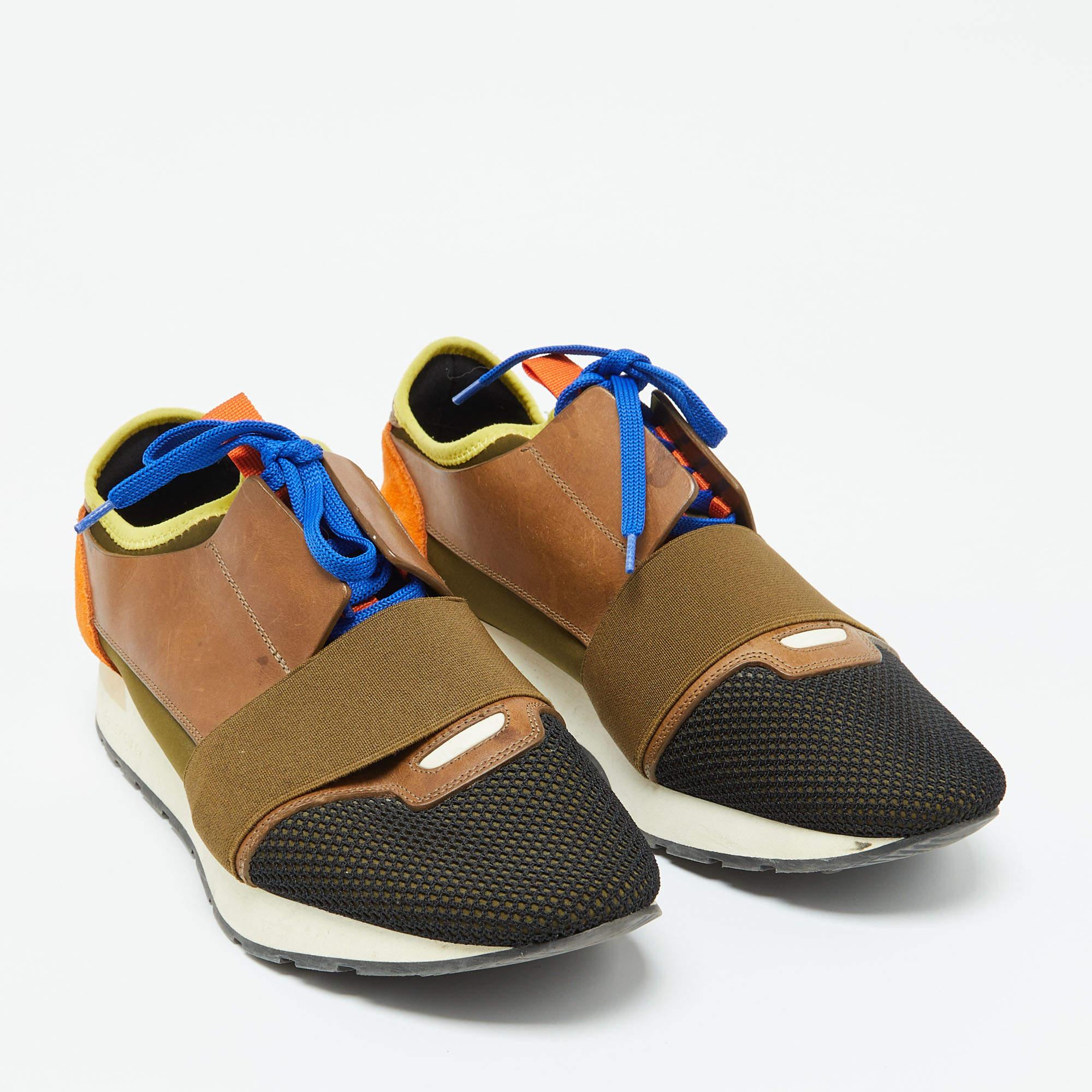 Baskets de course Balenciaga en cuir et tissu multicolore taille 42 Bon état - En vente à Dubai, Al Qouz 2