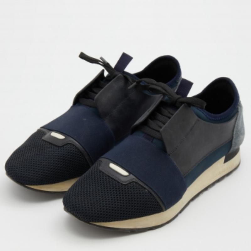 Designed to elevate your style quotient and give you comfort at the same time, these sneakers are crafted using the best materials and will last you a long time. Pair them with your casual for a cool look.