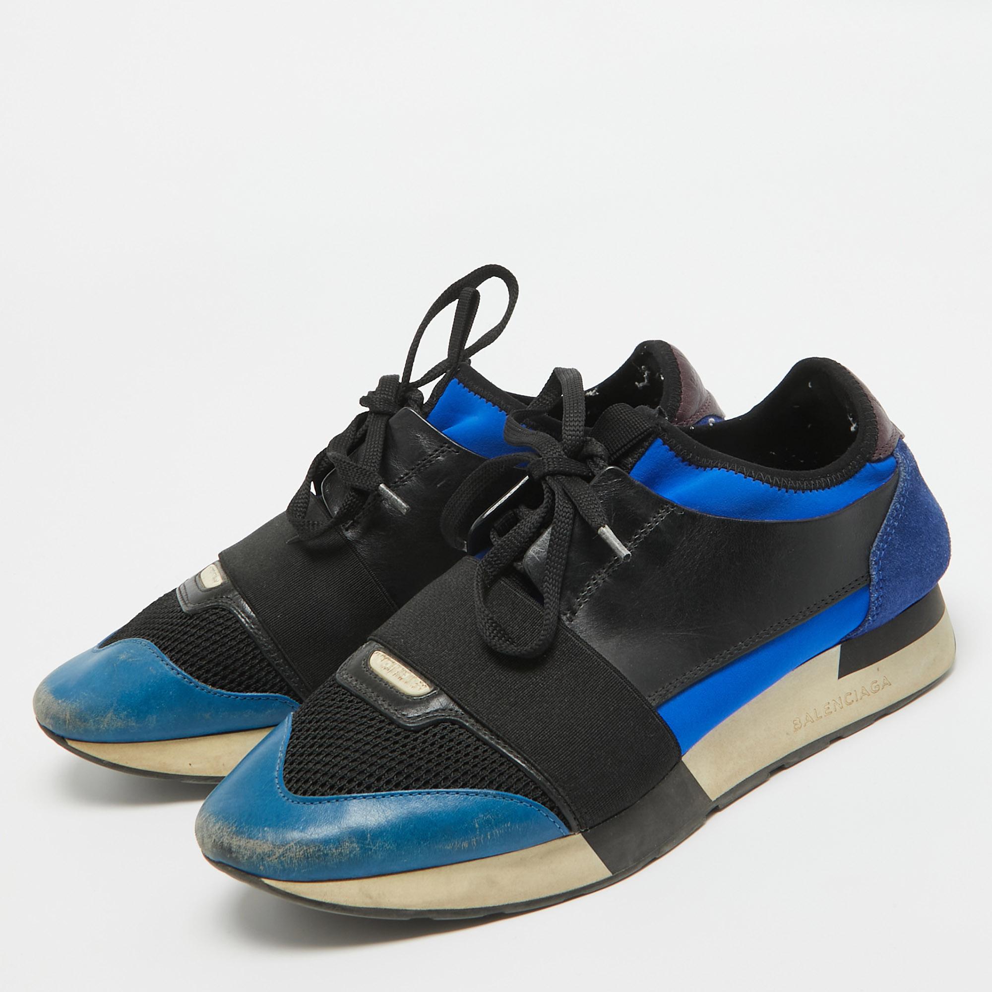 Conçues pour rehausser votre quotient stylistique tout en vous procurant du confort, ces chaussures sont fabriquées à partir des meilleurs matériaux. Associez-les à vos tenues décontractées pour un look cool.