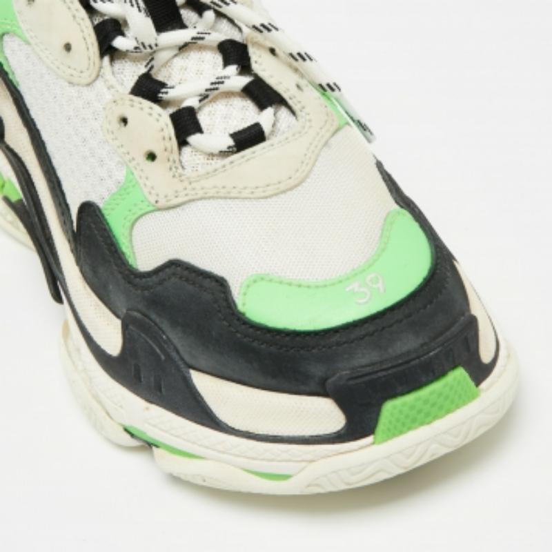 Women's Balenciaga Multicolor Leather And Mesh Triple S Clear Sneakers Size 39 For Sale