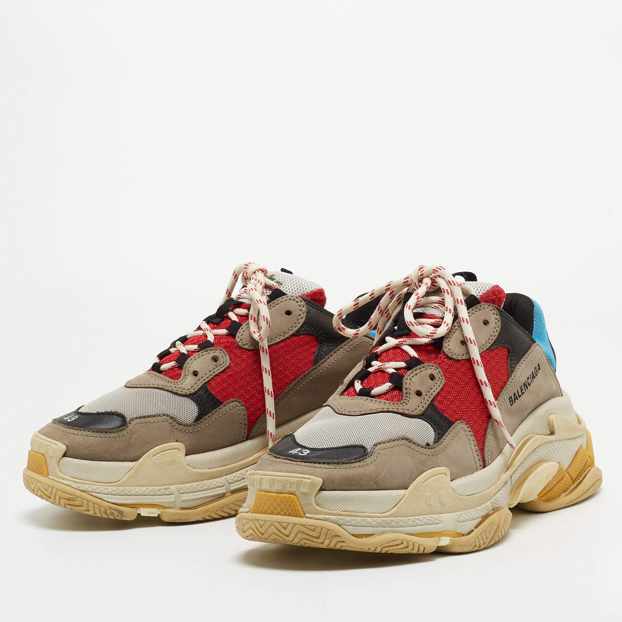 Balenciaga Multicolor Leather And Mesh Triple S Platform Sneakers Size 43 In Good Condition In Dubai, Al Qouz 2