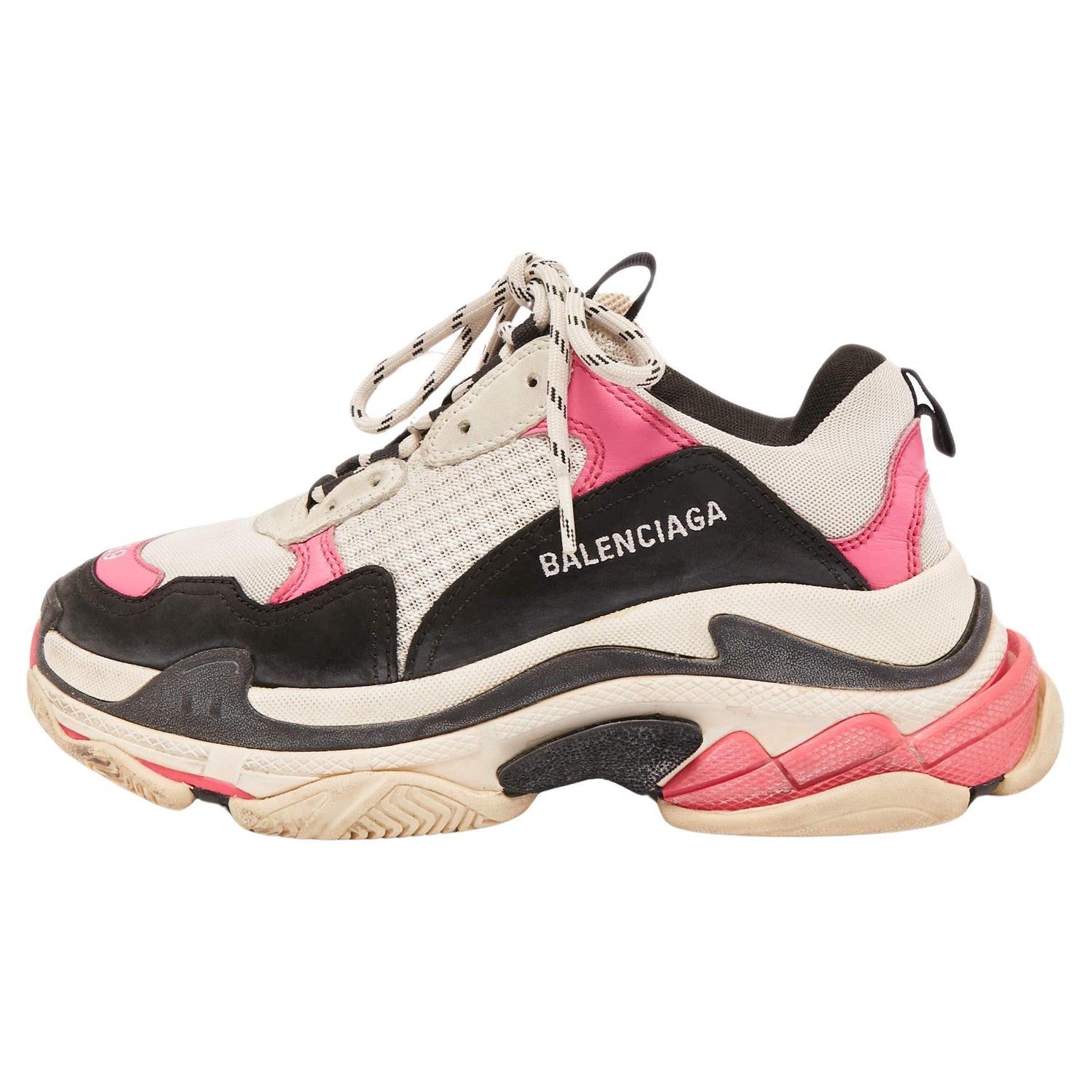 How heavy is a Balenciaga Triple S sneaker? - Questions & Answers | 1stDibs
