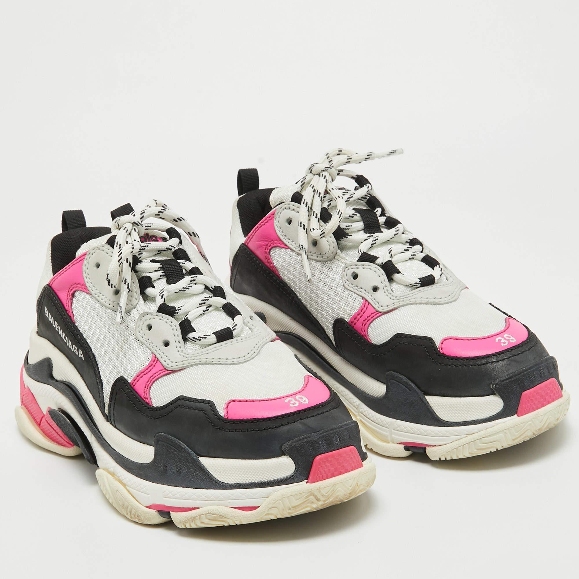 Balenciaga Multicolor Leather and Mesh Triple S Sneakers Size 39 For Sale 1