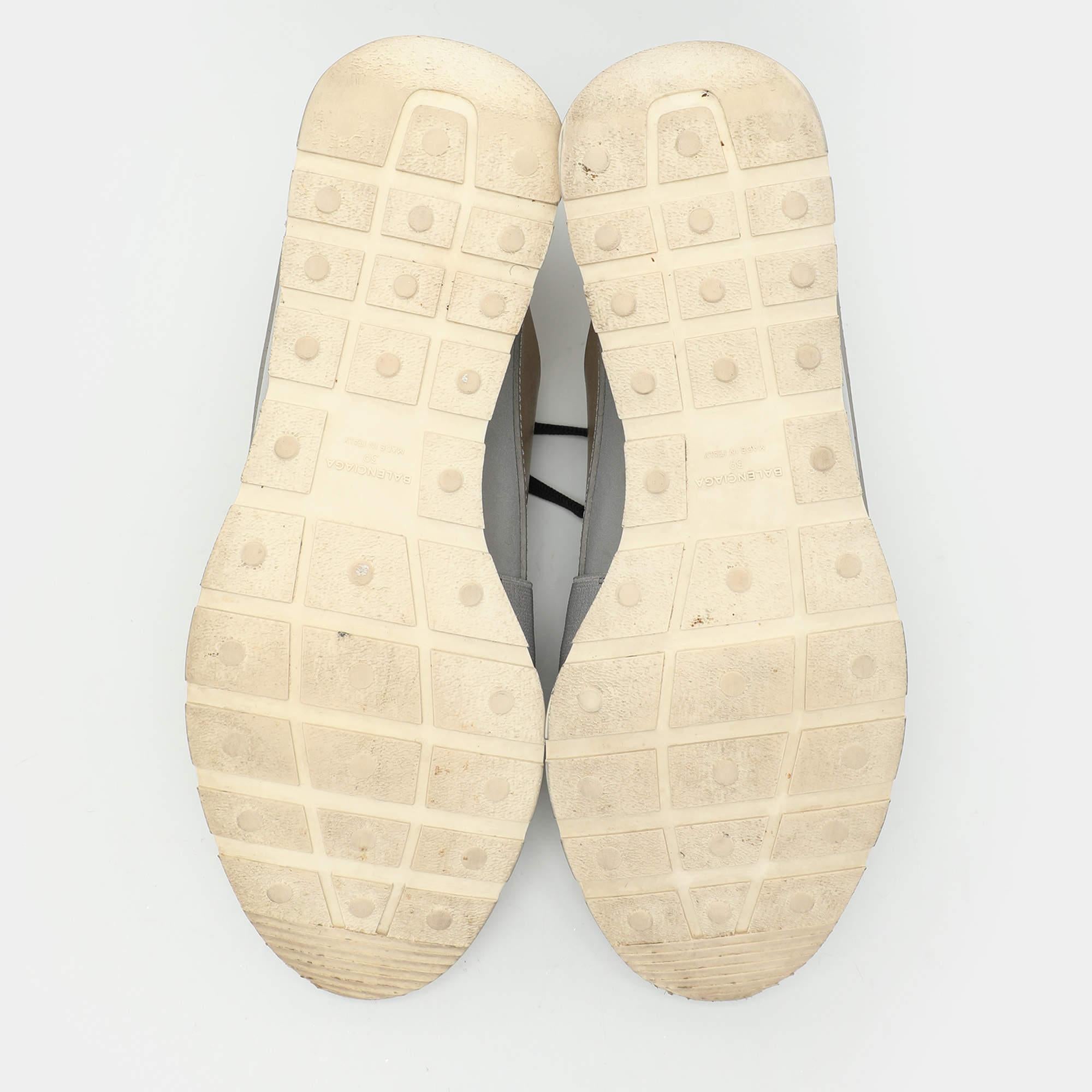Baskets de course Balenciaga en cuir verni multicolore et maille, taille 39 en vente 1