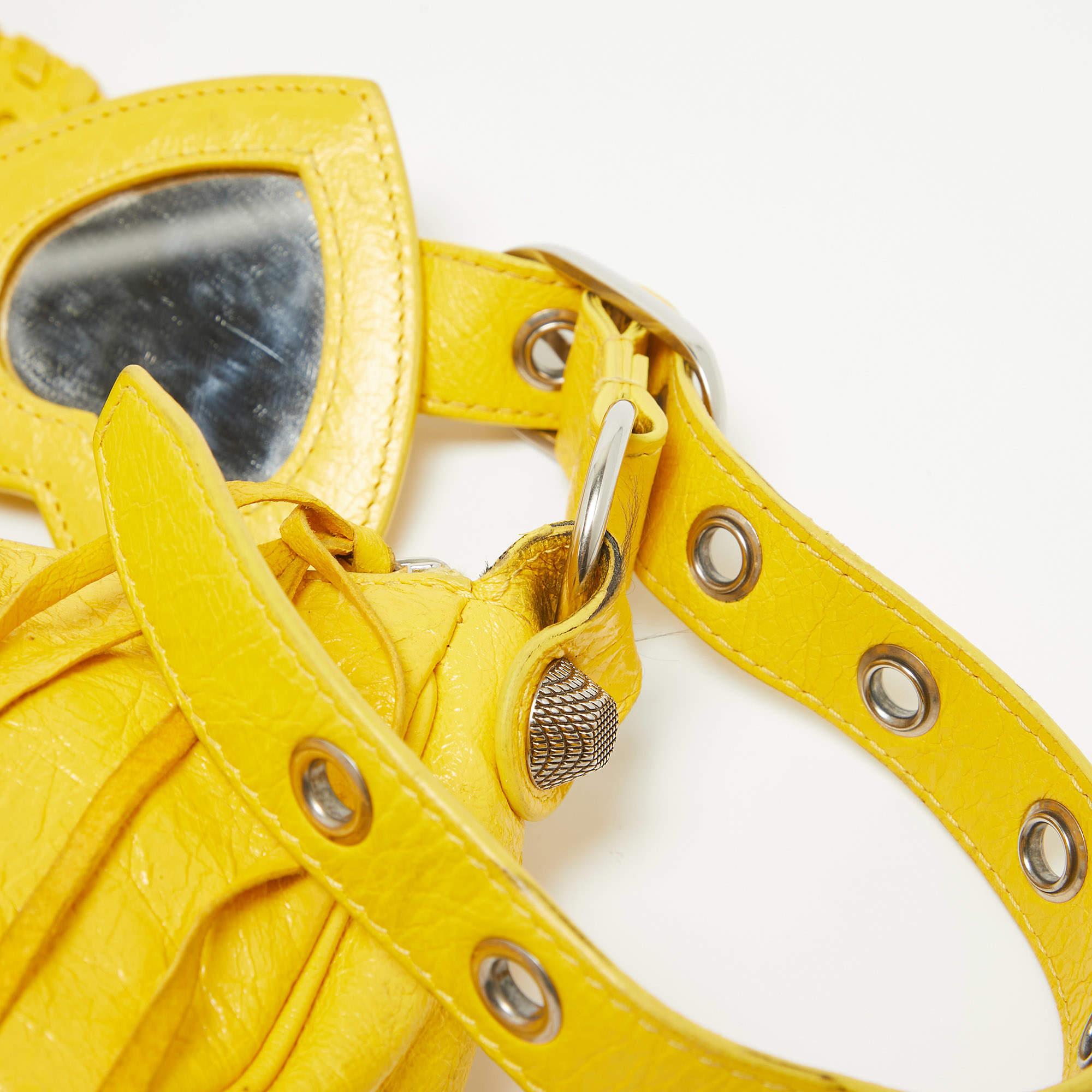 Balenciaga Mustard Leather XS Le Cagole Shoulder Bag For Sale 3