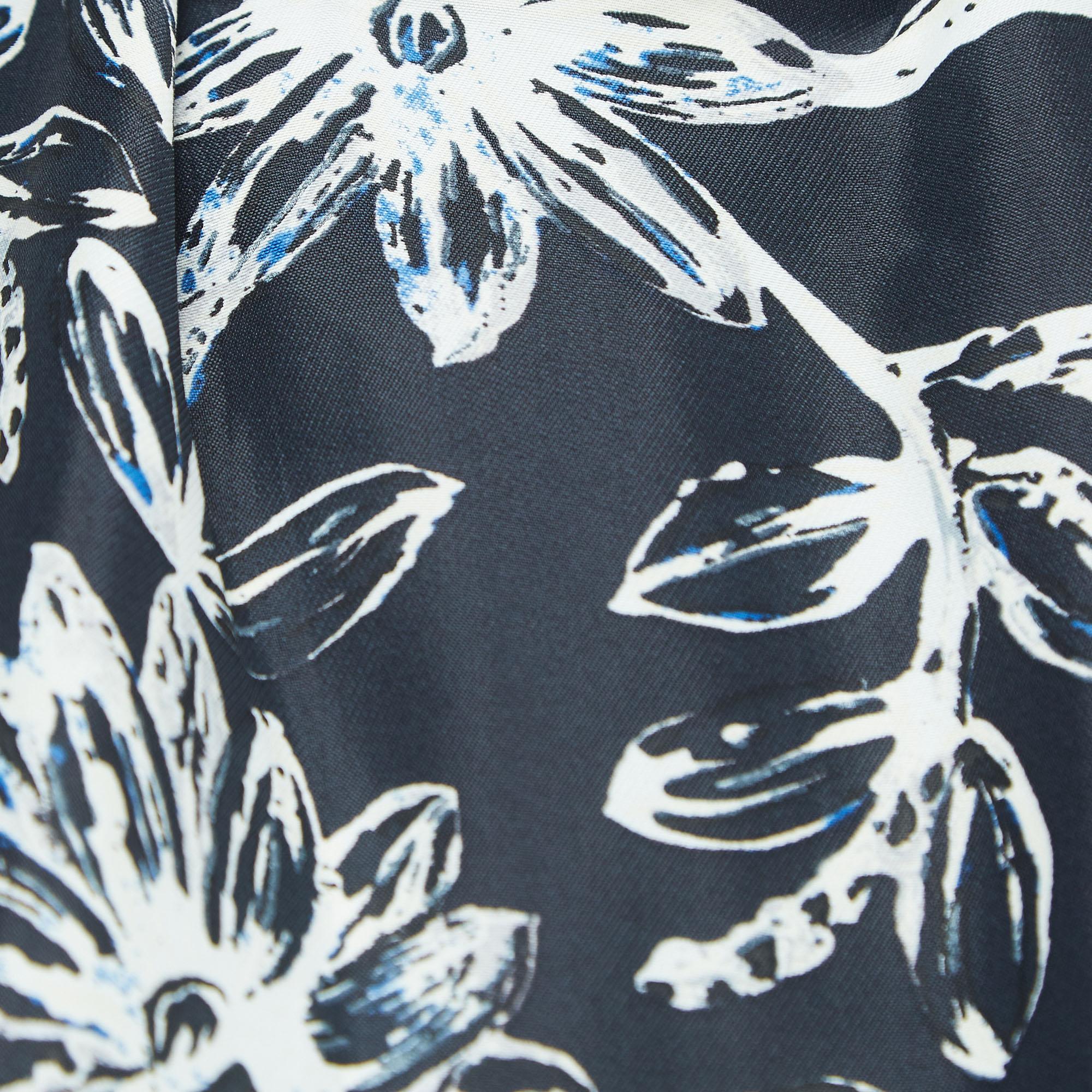 Balenciaga Navy Blue Floral Print Crepe Halter Neck Maxi Dress L For Sale 3