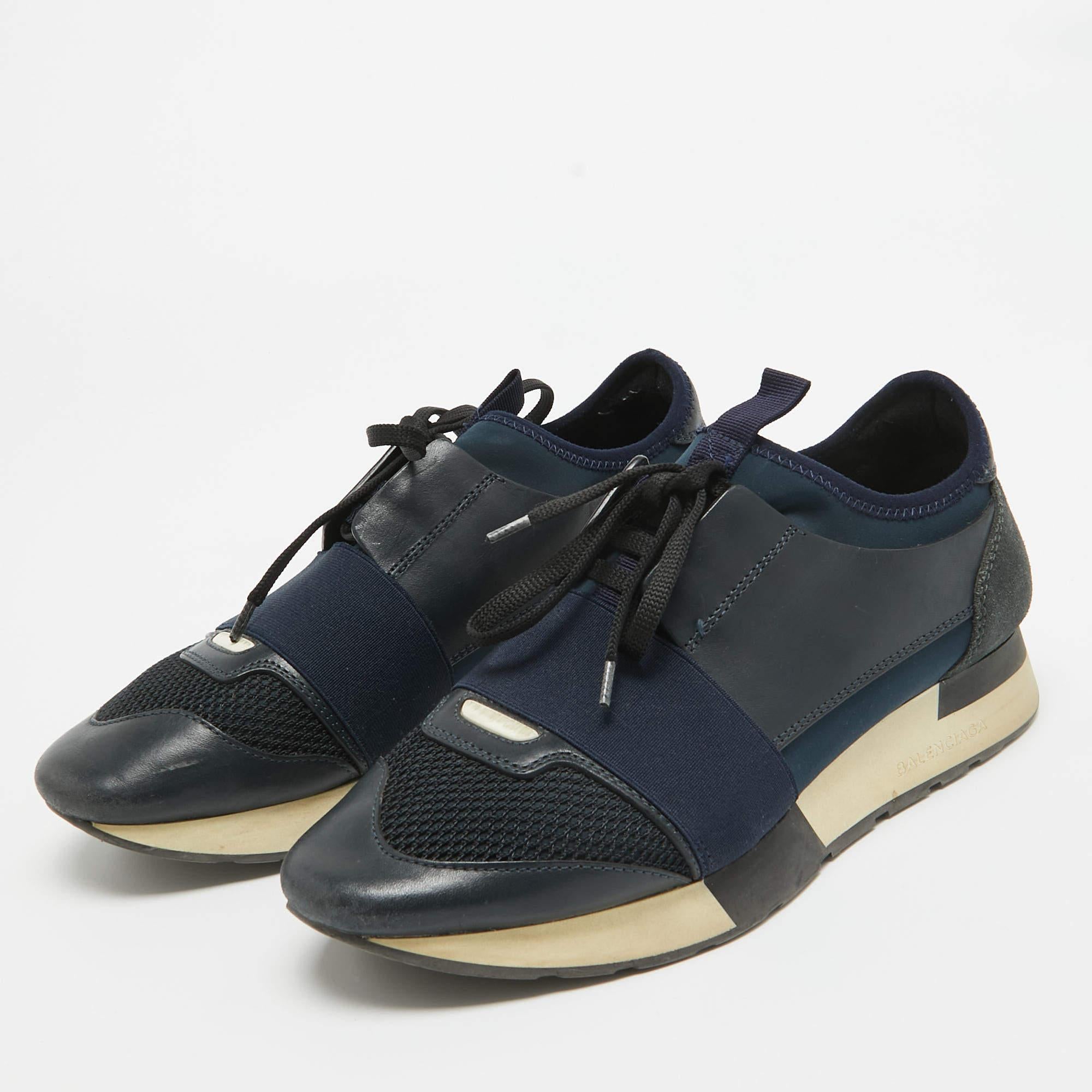 Coming in a classic silhouette, these designer sneakers are a seamless combination of luxury, comfort, and style. These sneakers are finished with signature details and comfortable insoles.