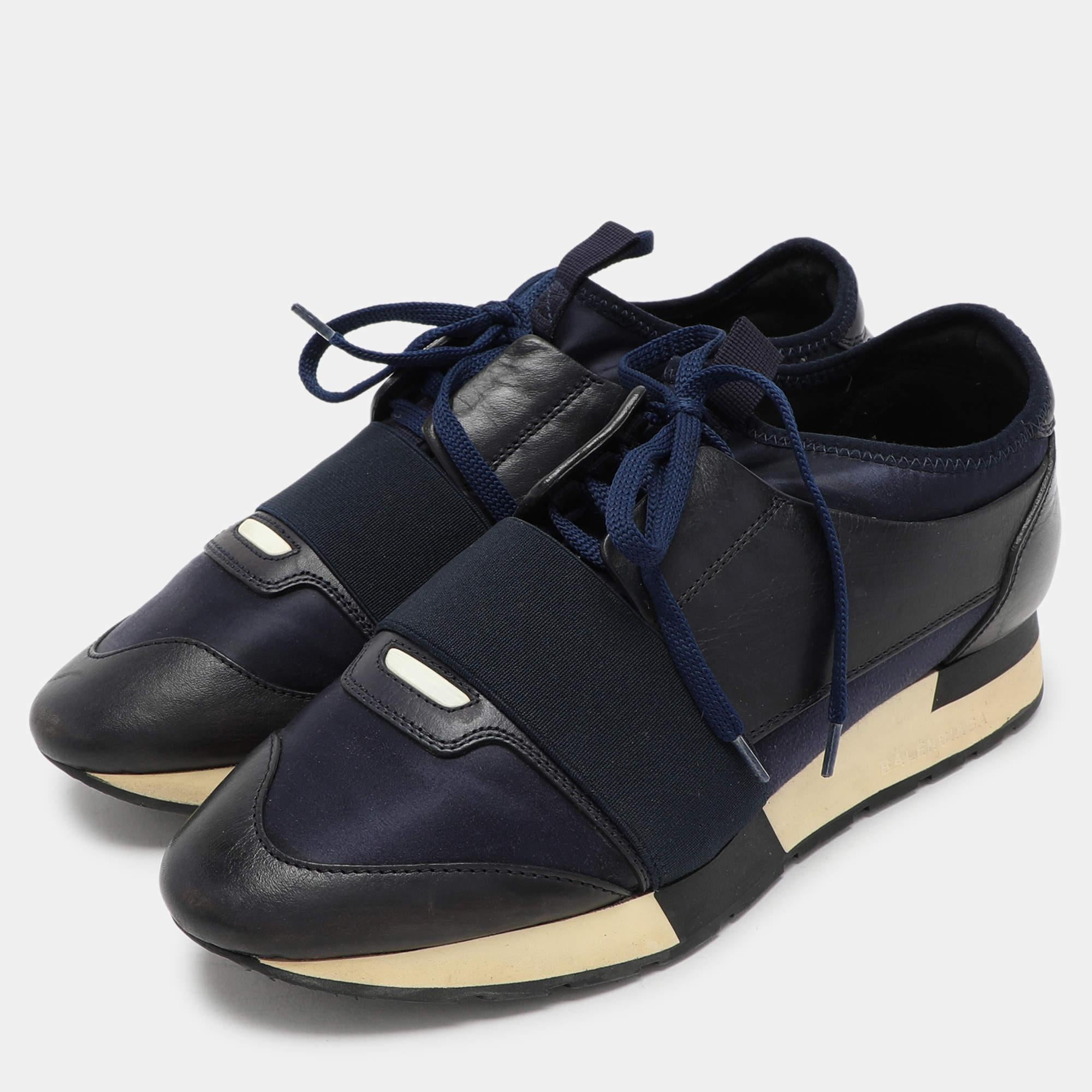 Balenciaga Marineblau Leder und Satin Race Runner Low Top Sneakers Größe 39 (Schwarz) im Angebot