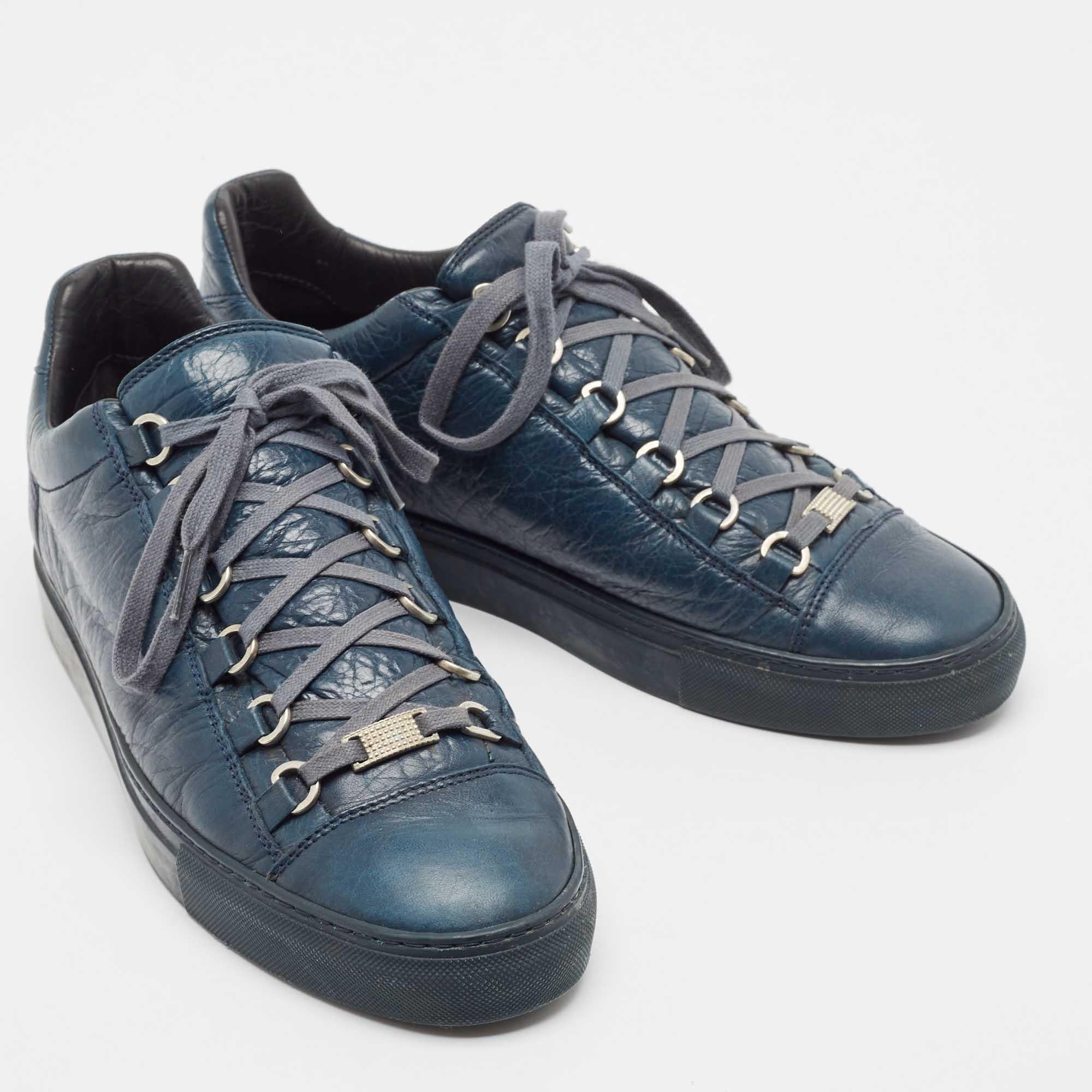 Balenciaga Navy Blue Leather Arena Lace Up Sneakers Size 42 In Good Condition In Dubai, Al Qouz 2