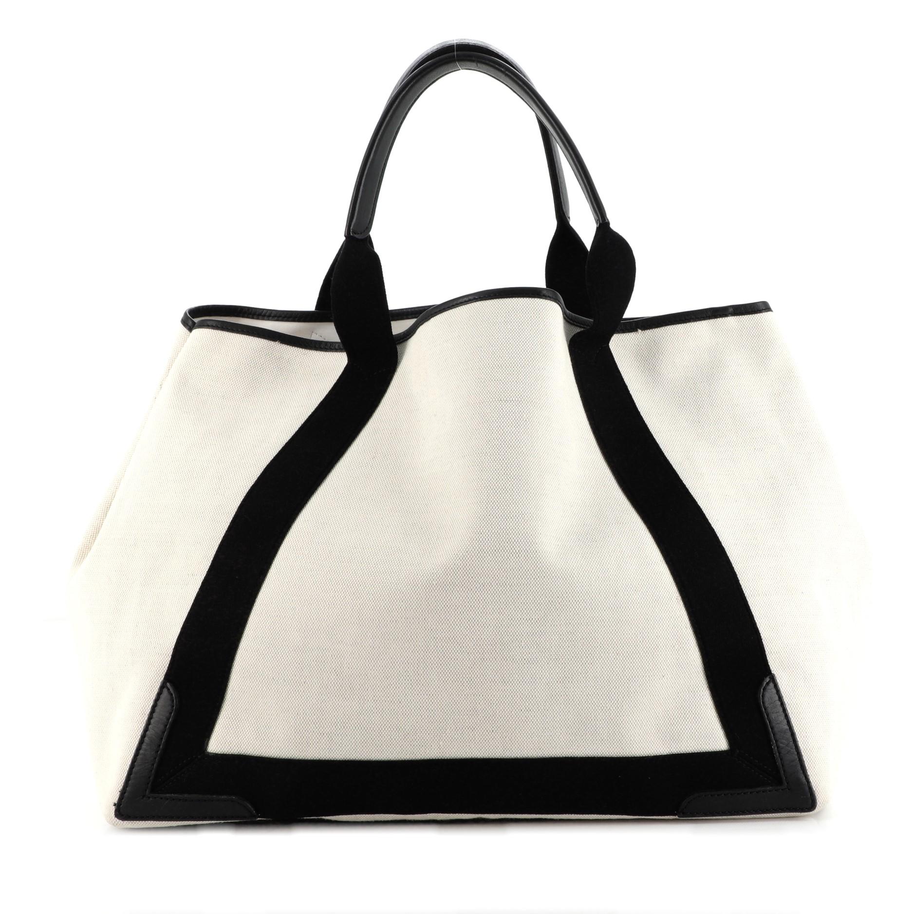 Balenciaga Marineblaues Cabas Segeltuch mit Leder im Zustand „Gut“ in NY, NY