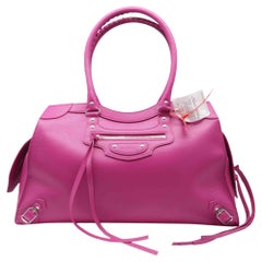 Balenciaga Neo Classic Large City Bag aus rosa Kalbsleder
