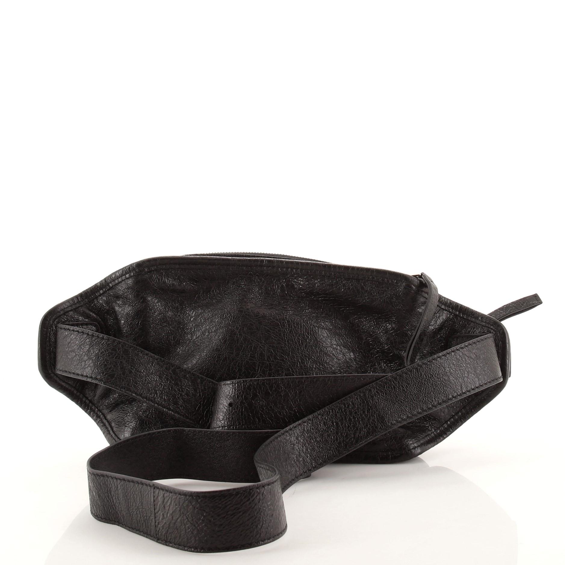 Balenciaga Neo Lift Classic Studs Waist Bag Leather In Good Condition In NY, NY