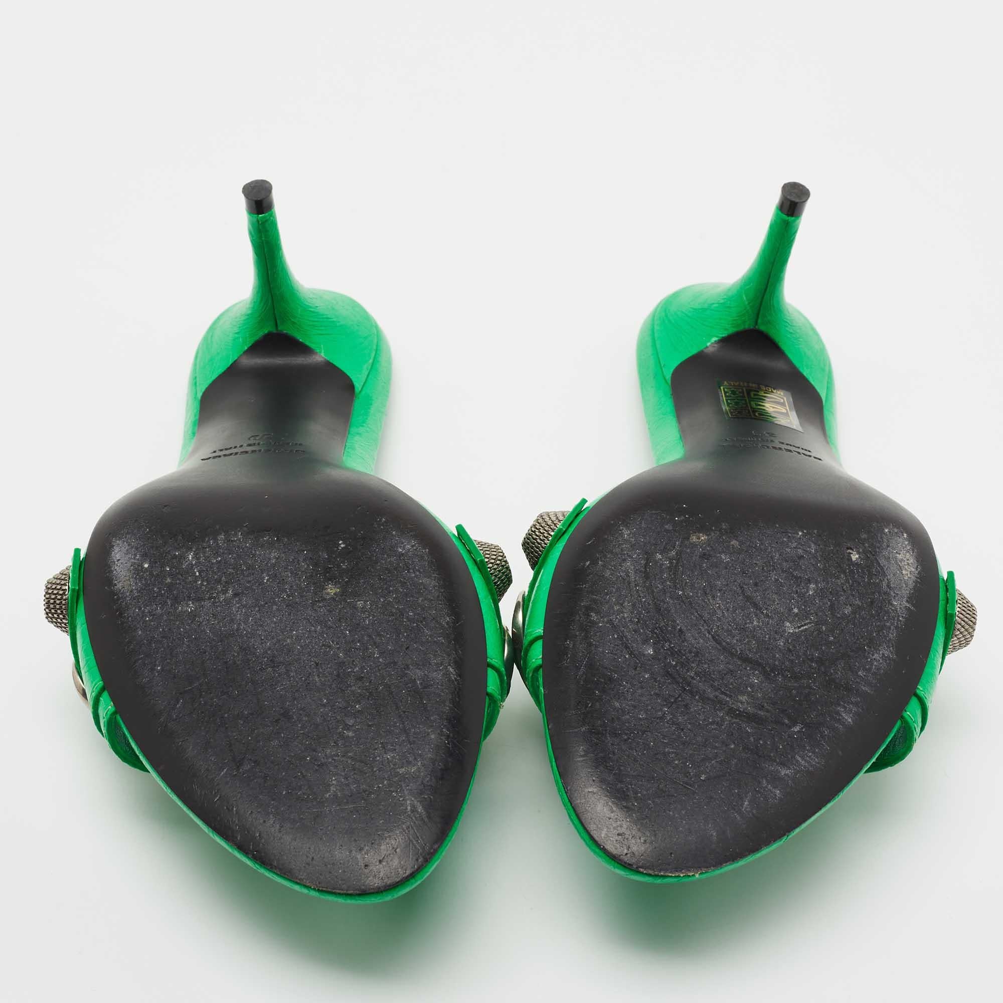 Balenciaga Neongrüne Leder- Cagole- Slide-Sandalen Größe 39 im Angebot 3