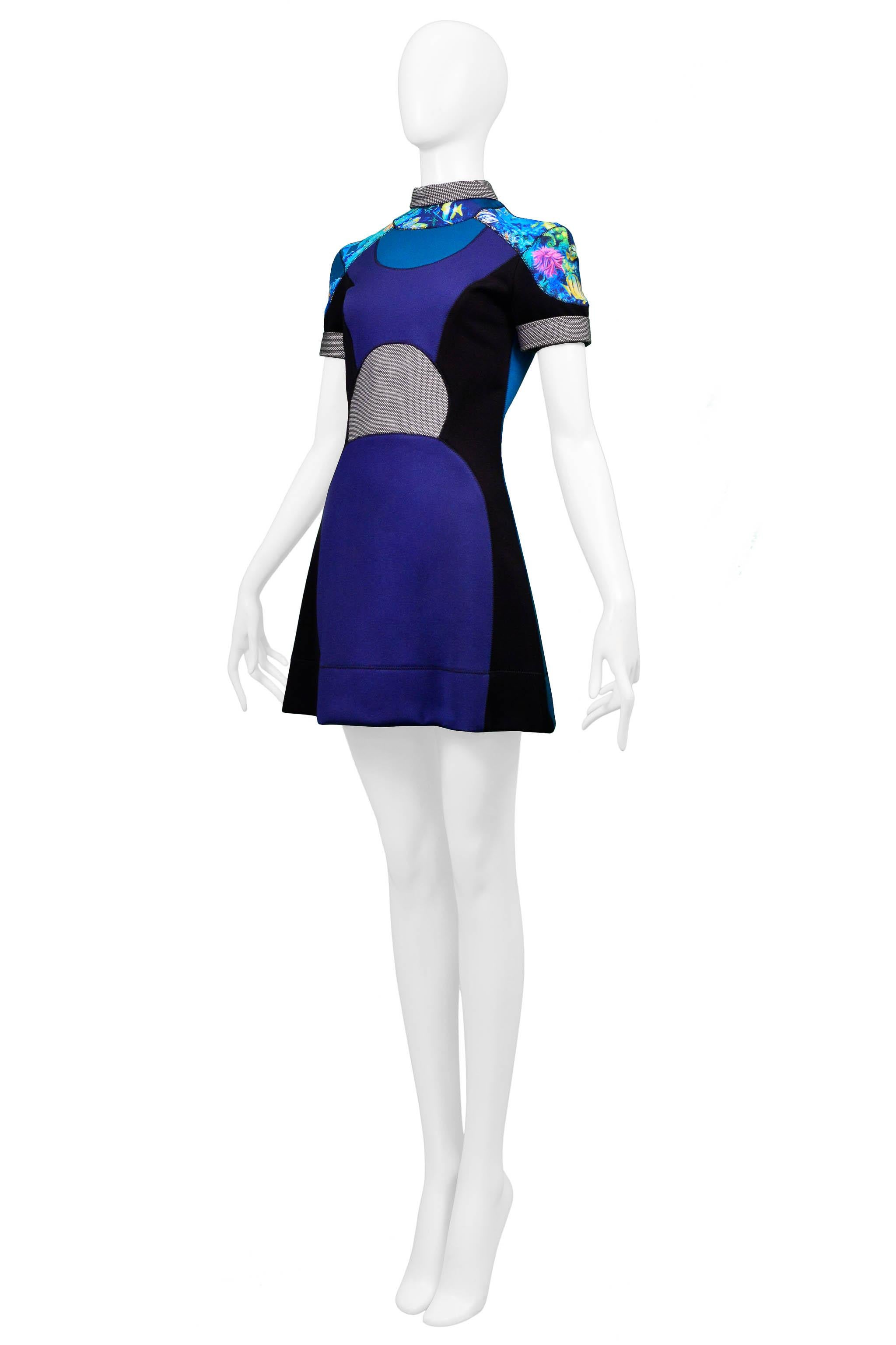 Balenciaga Neopren-Scuba-Kleid 2003 (Violett) im Angebot