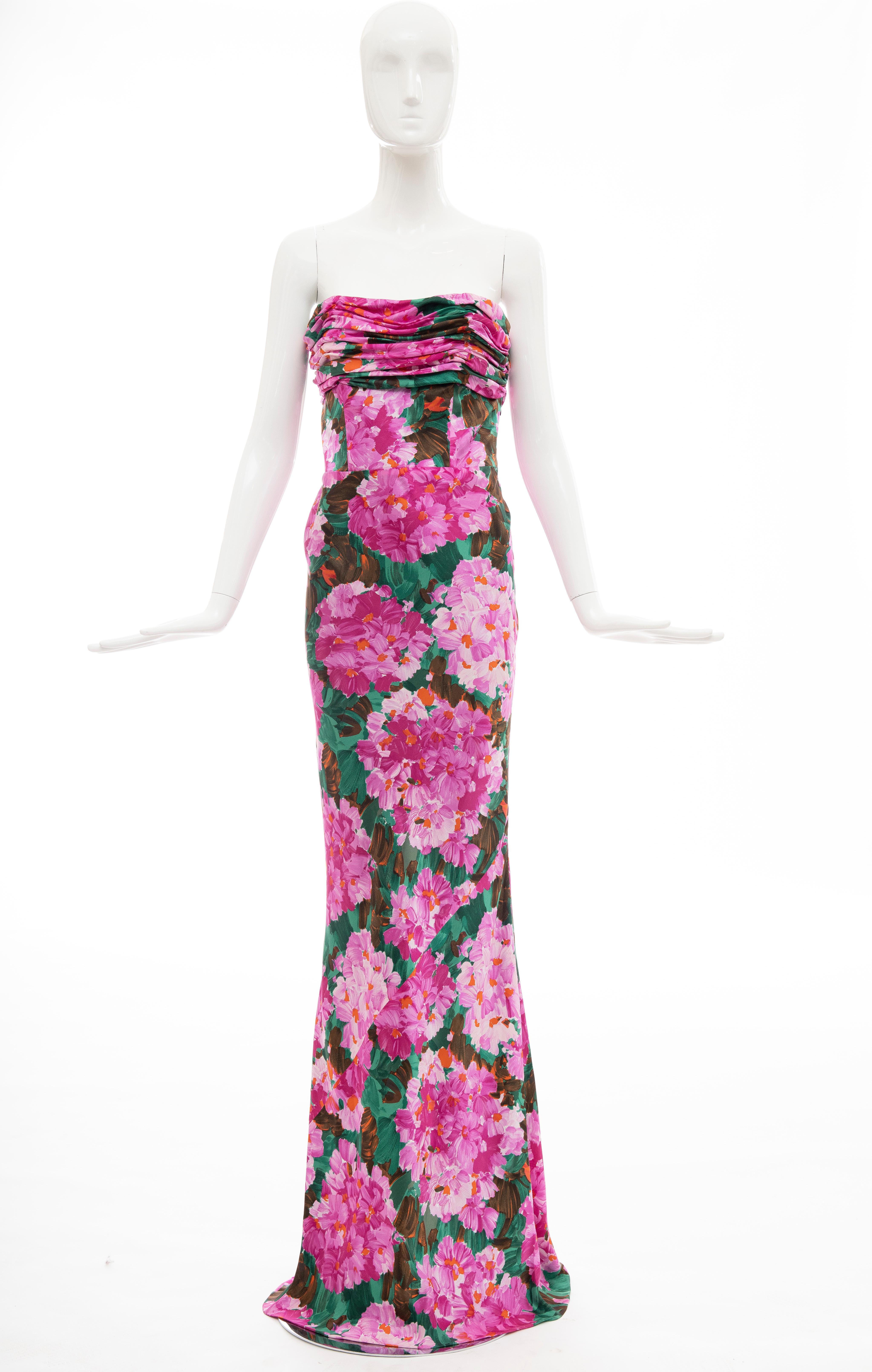 Balenciaga by Nicolas Ghesquiere, Spring-Summer 2008, silk strapless floral, bias cut gown, interior corset, side zip and fully lined.

FR. 40, US. 8
Bust: 30, Waist: 32, Hips: 34, Length: 58.5