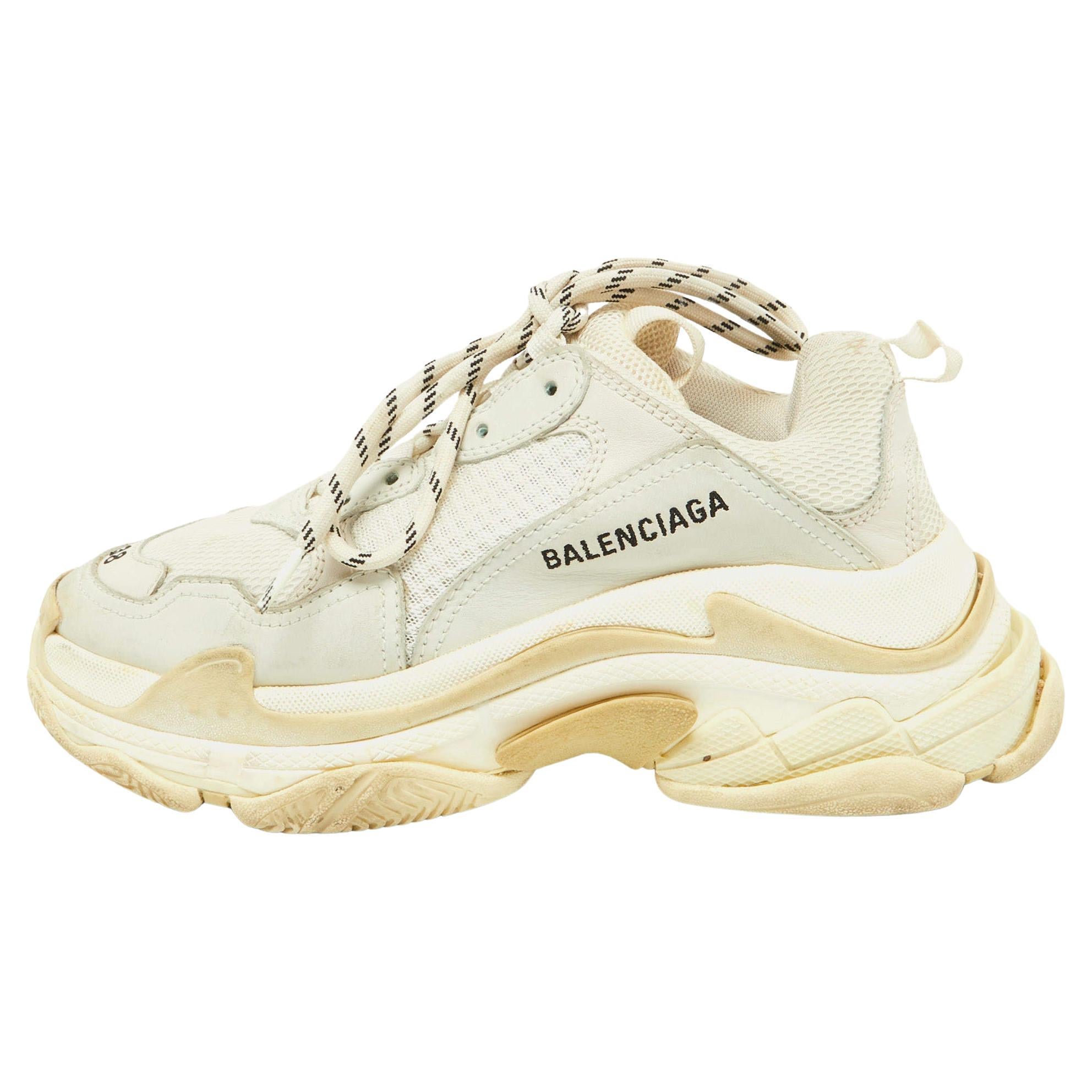 Balenciaga Off White Leather and Mesh Triple S Clear Sneakers Size 38 For Sale