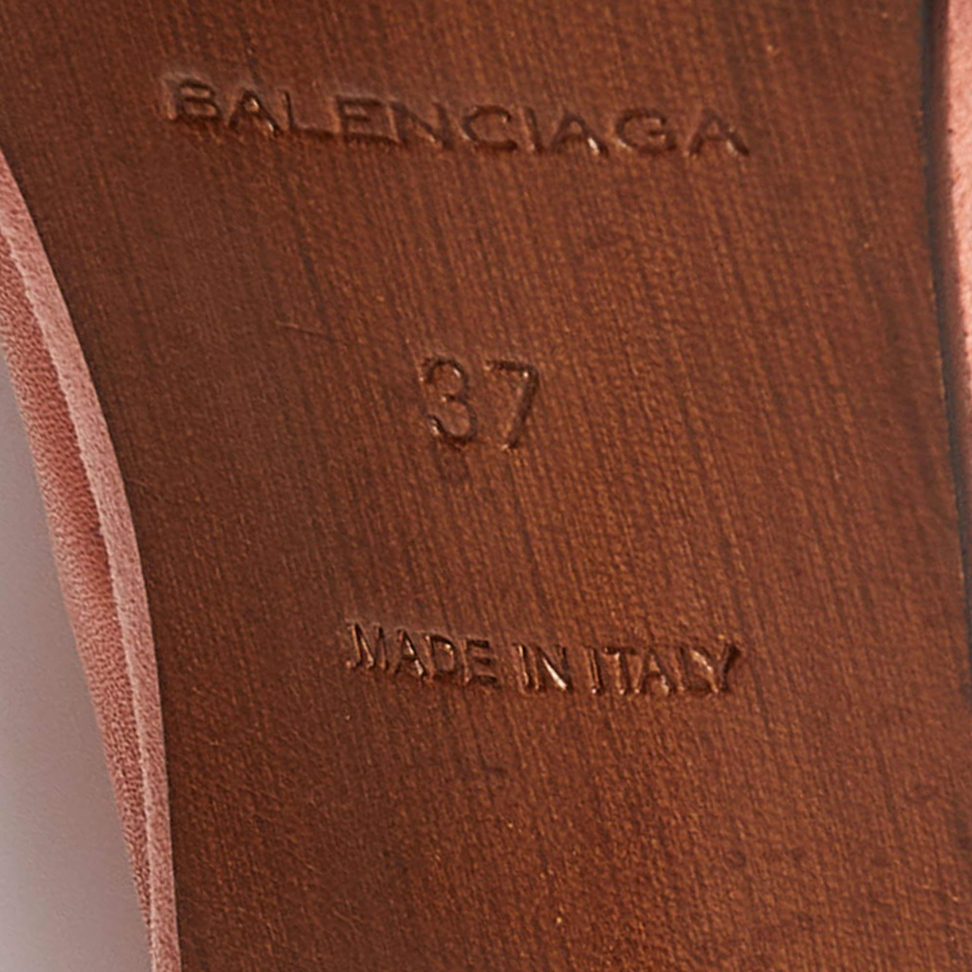 Balenciaga Orange Leather and Suede Glove Sandals Size 37 For Sale 4
