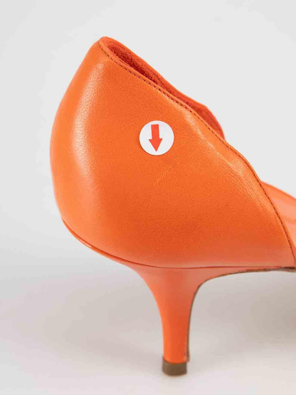 Balenciaga, pelle arancione, tacchi a punta misura IT 39,5 in vendita 2