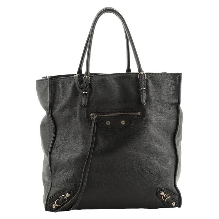 Balenciaga Papier A5 Classic Studs Bag Leather Medium For Sale at 1stdibs