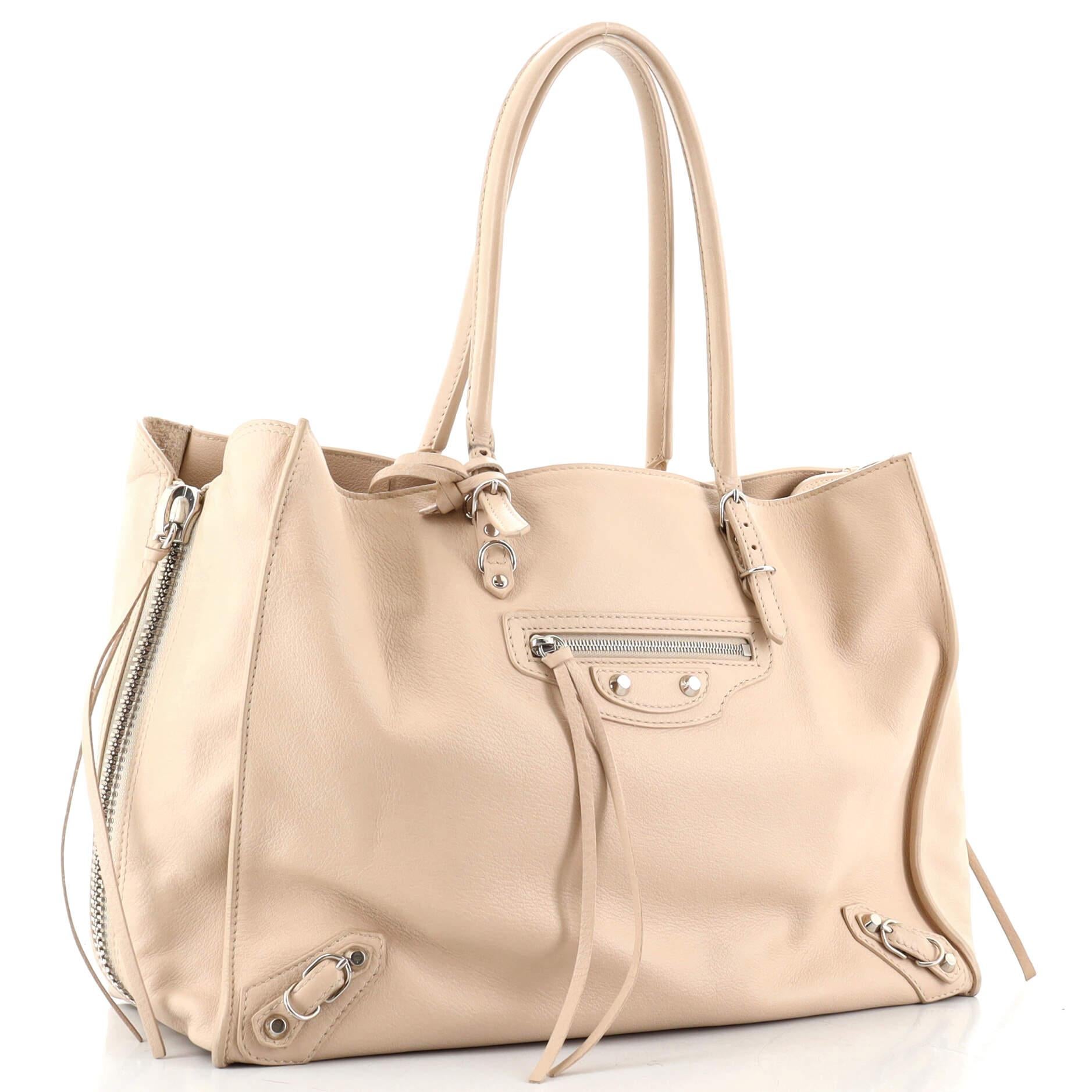 Beige Balenciaga Papier B4 Borsa con zip e borchie Classic Leather