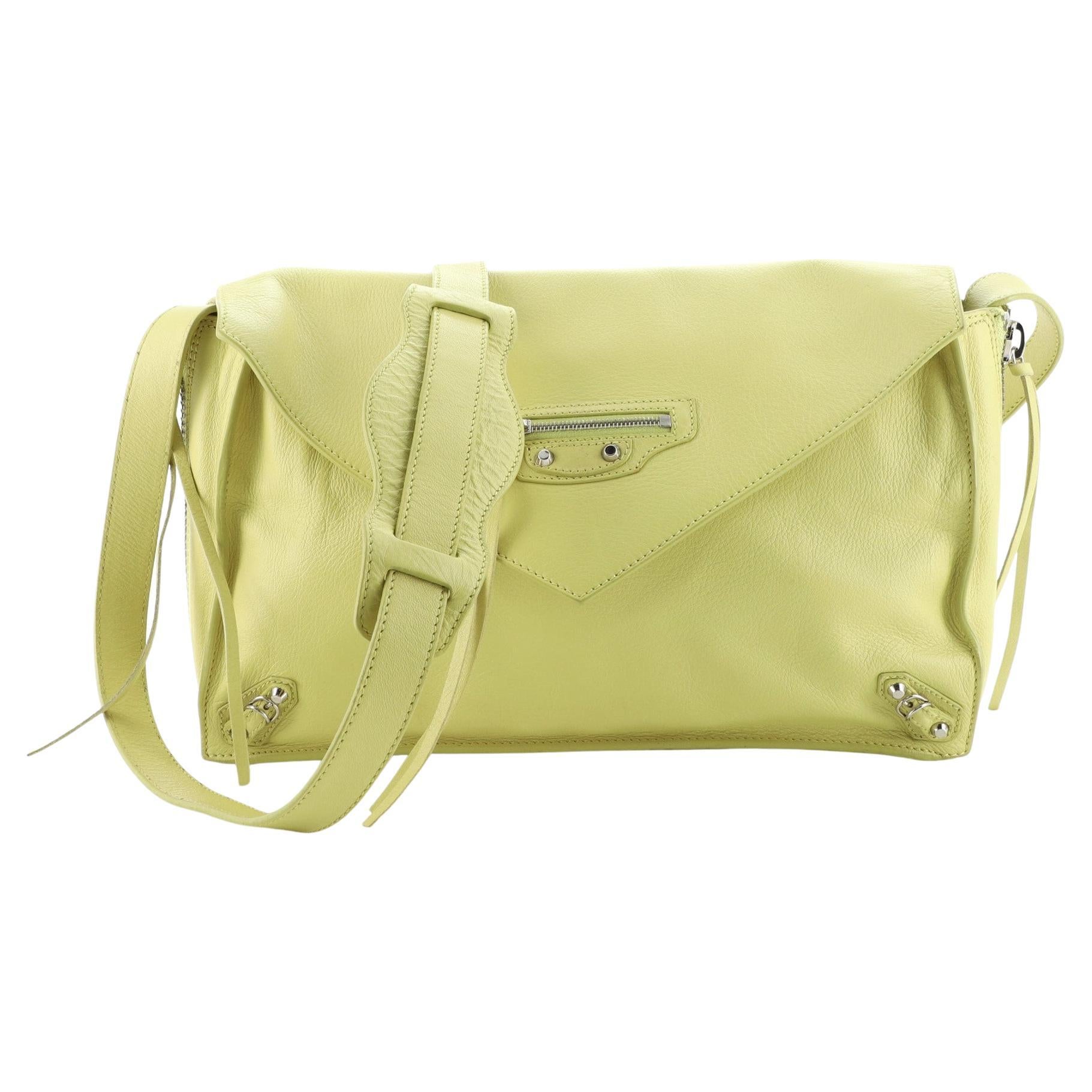 balenciaga papier triple xs