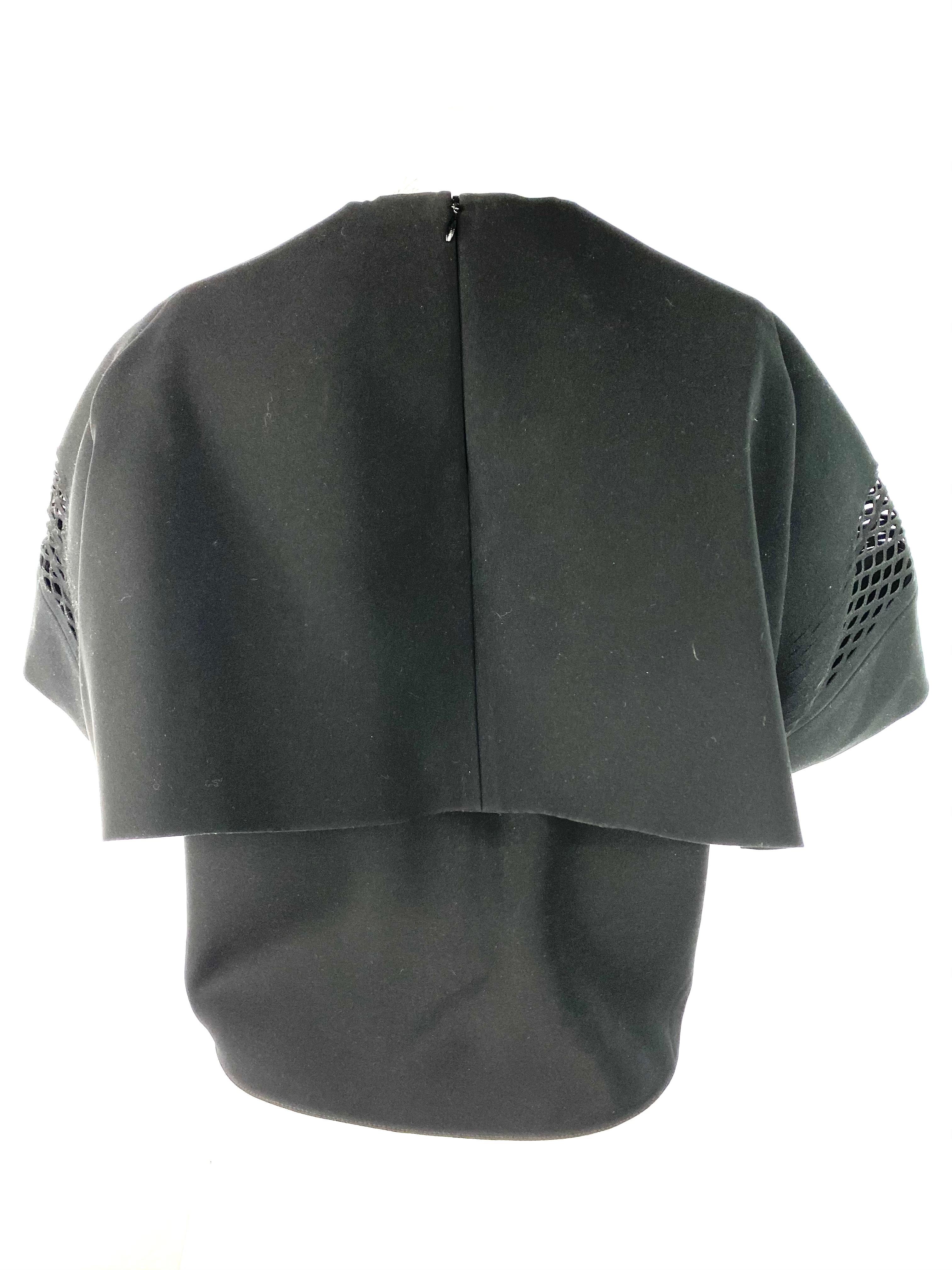 Schwarzes Cropped Top von Balenciaga Paris, Größe 40 Damen im Angebot