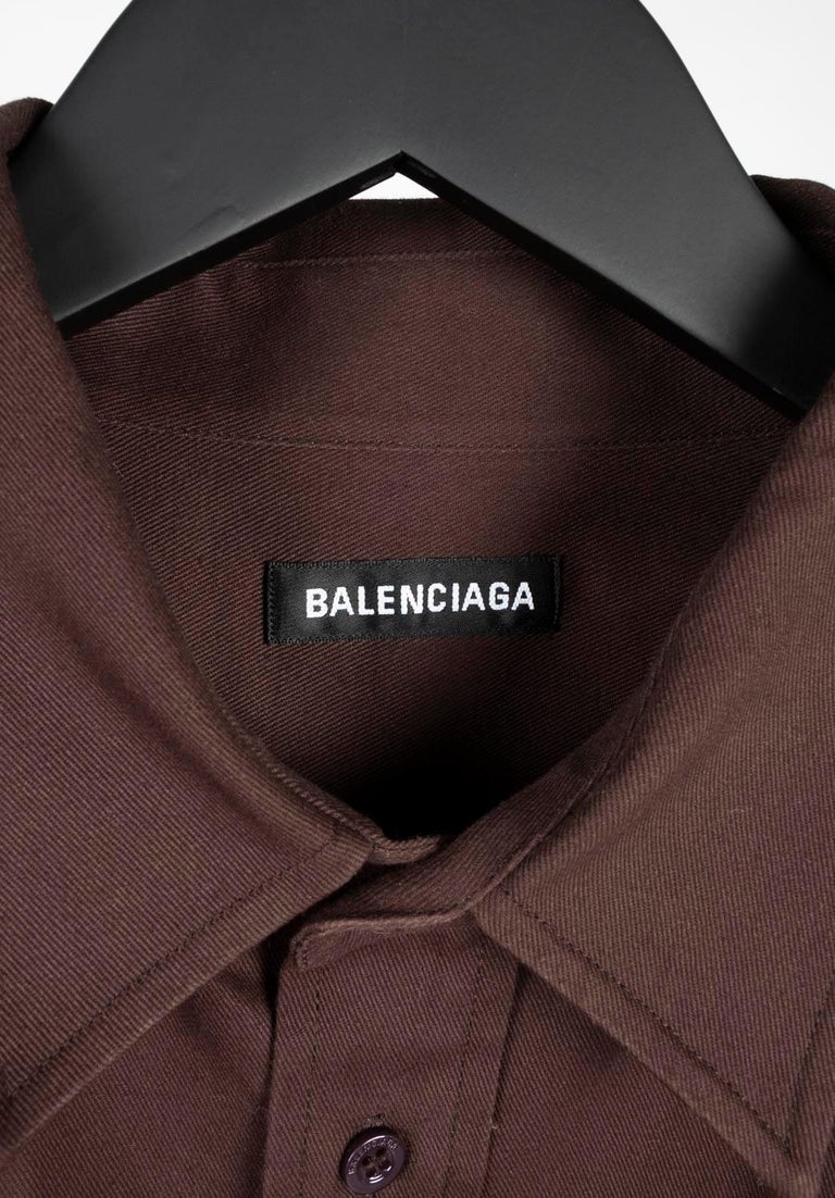Balenciaga Paris Uomo Camicia oversize con dettagli pesanti taglia 38 XL S648 in vendita su 1stDibs camicia xl a che numero corrisponde taglia 38 camicia a cosa corrisponde taglia 38 camicia uomo