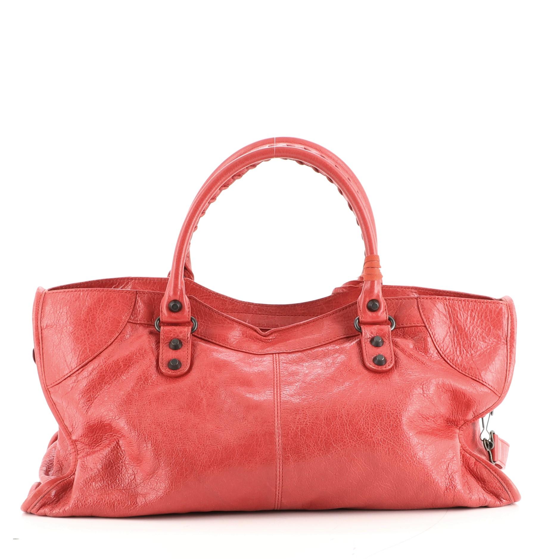 Klassische Nietentasche aus Leder von Balenciaga Part Time im Zustand „Relativ gut“ in NY, NY