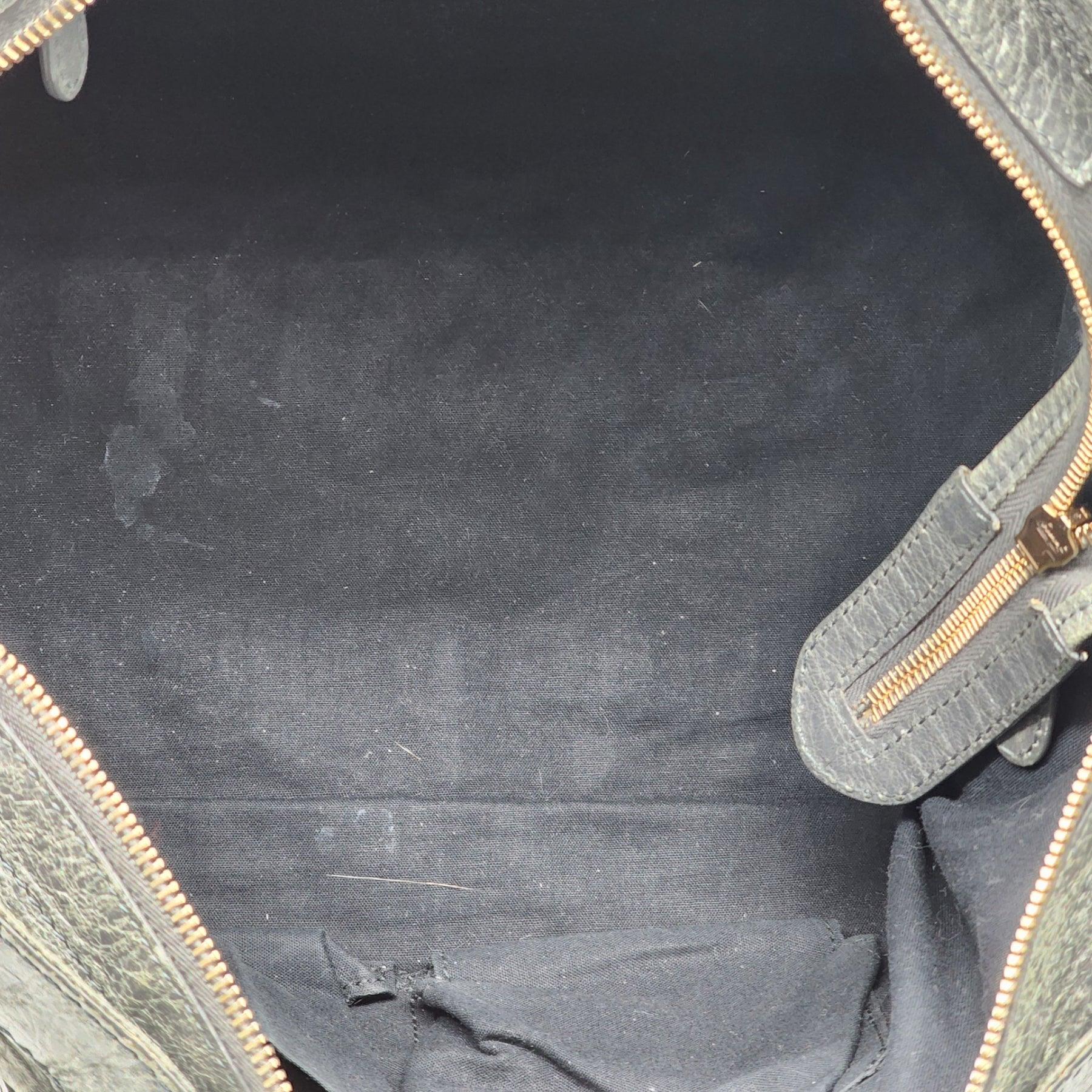 Balenciaga Part-Time Giant Shoulder Bag Leather in Green In Excellent Condition For Sale In Los Angeles, CA