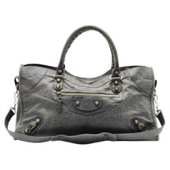 Balenciaga Part-Time Giant Shoulder Bag Leather in Green