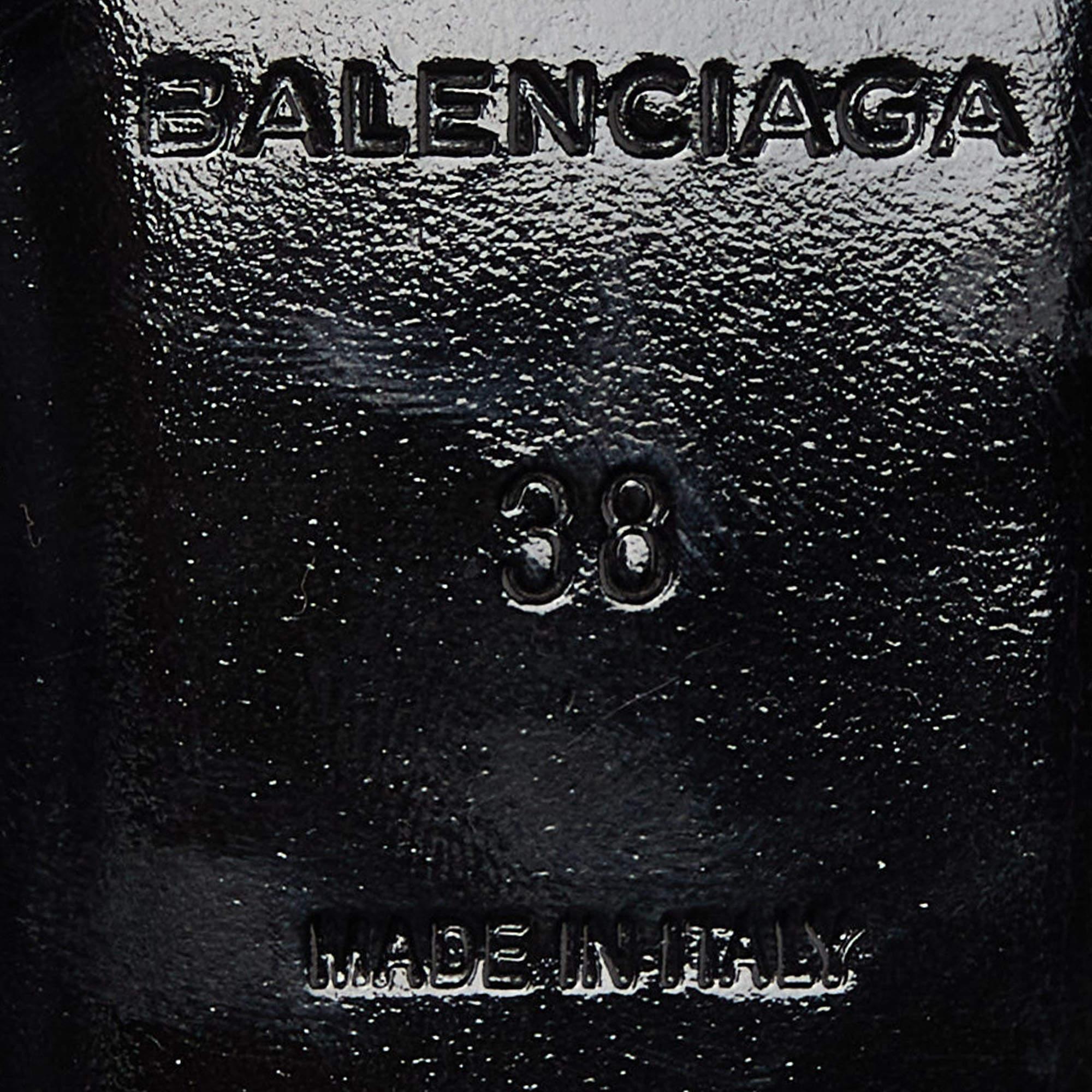 Women's Balenciaga Peach/Black Leather Arena Thong Sandals Size 38