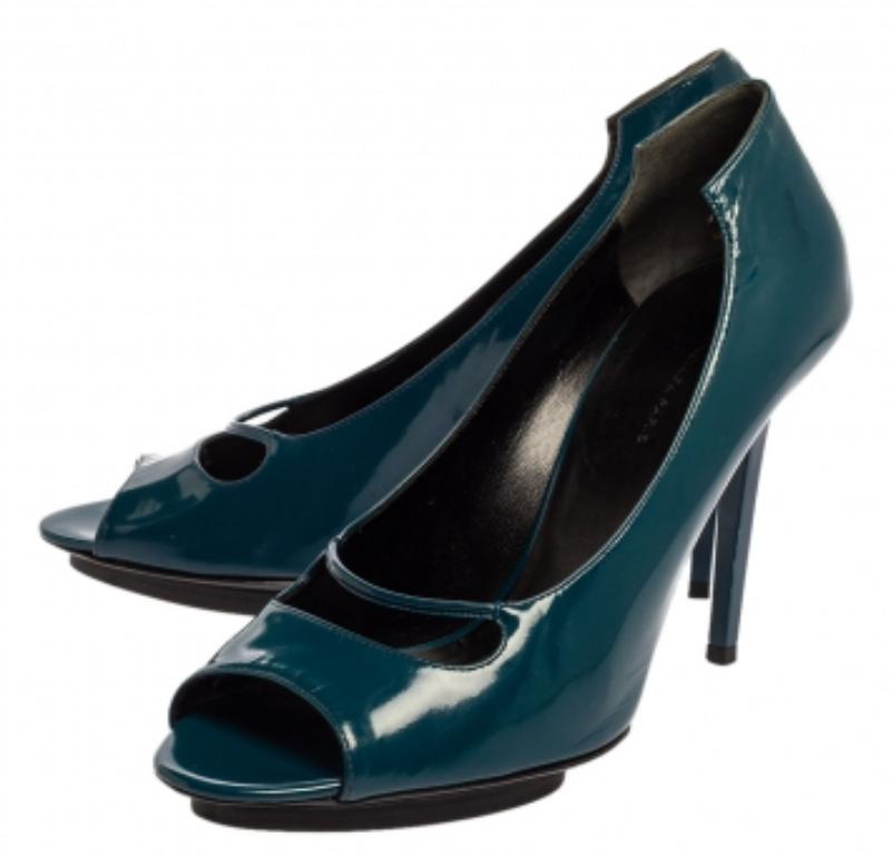 Black Balenciaga Peacock Blue Patent Leather Peep Toe Pumps Size 39.5 For Sale