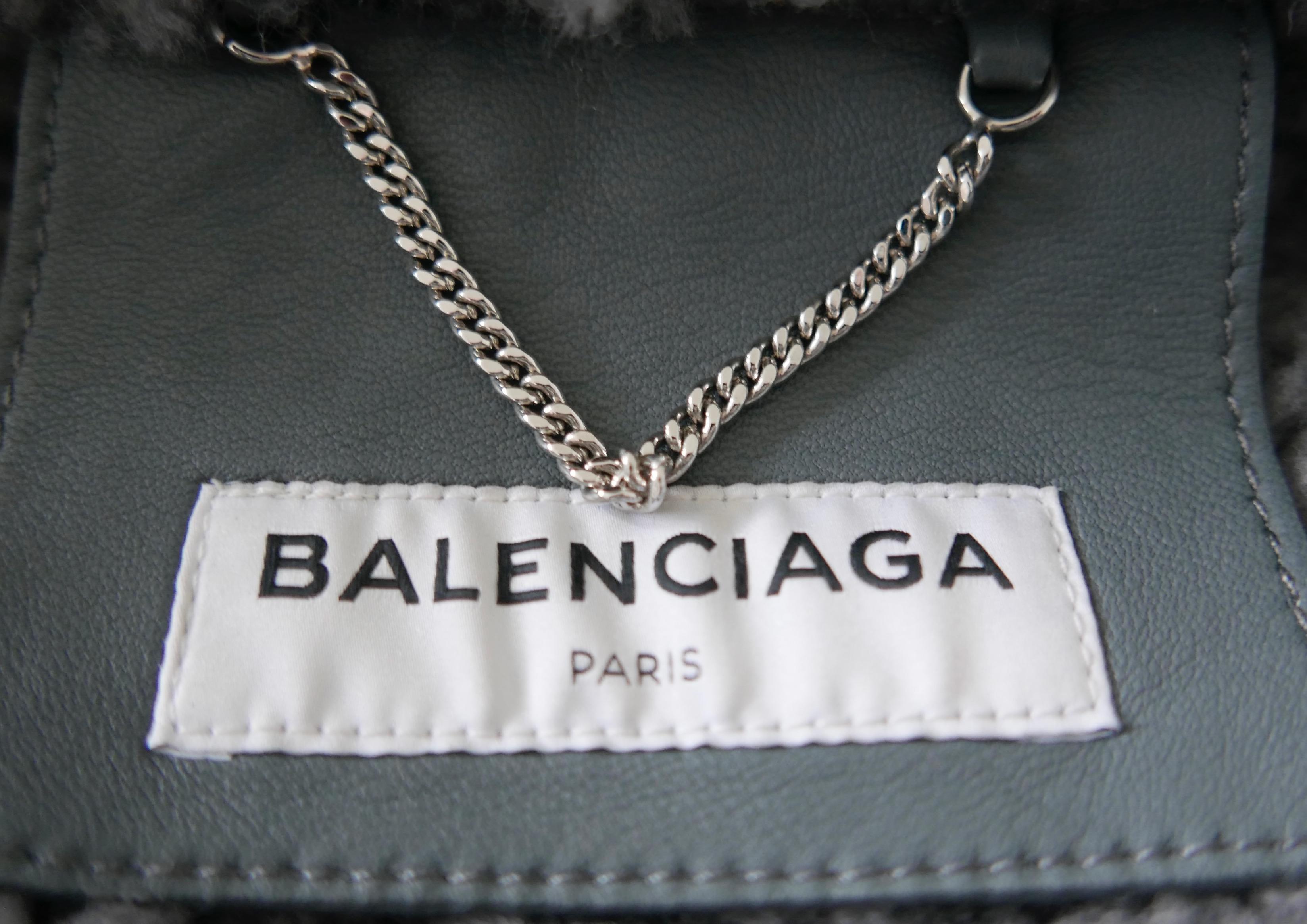 Balenciaga PF17 Grey Patent Leather Shearling Biker Jacket For Sale 4