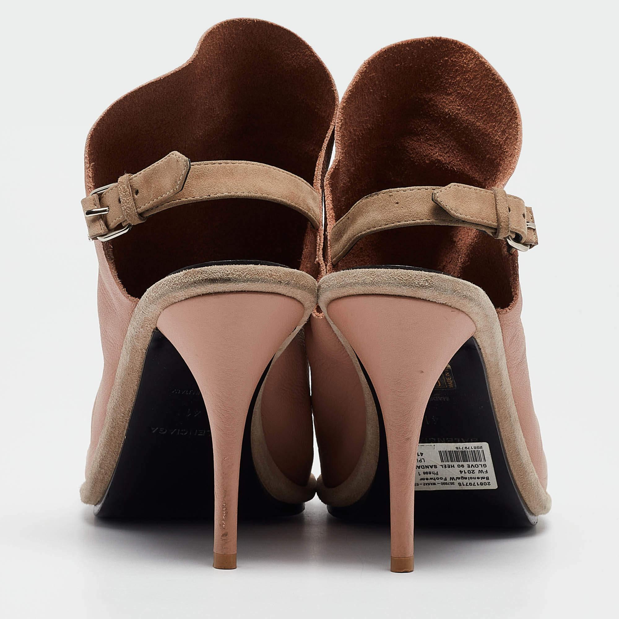 Donna Balenciaga Sandali Glove in pelle e camoscio rosa/beige misura 41 in vendita
