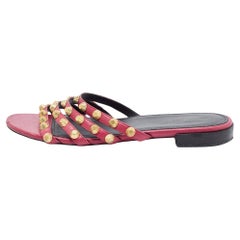Balenciaga - Chaussures plates Arena en cuir rose, taille 38,5